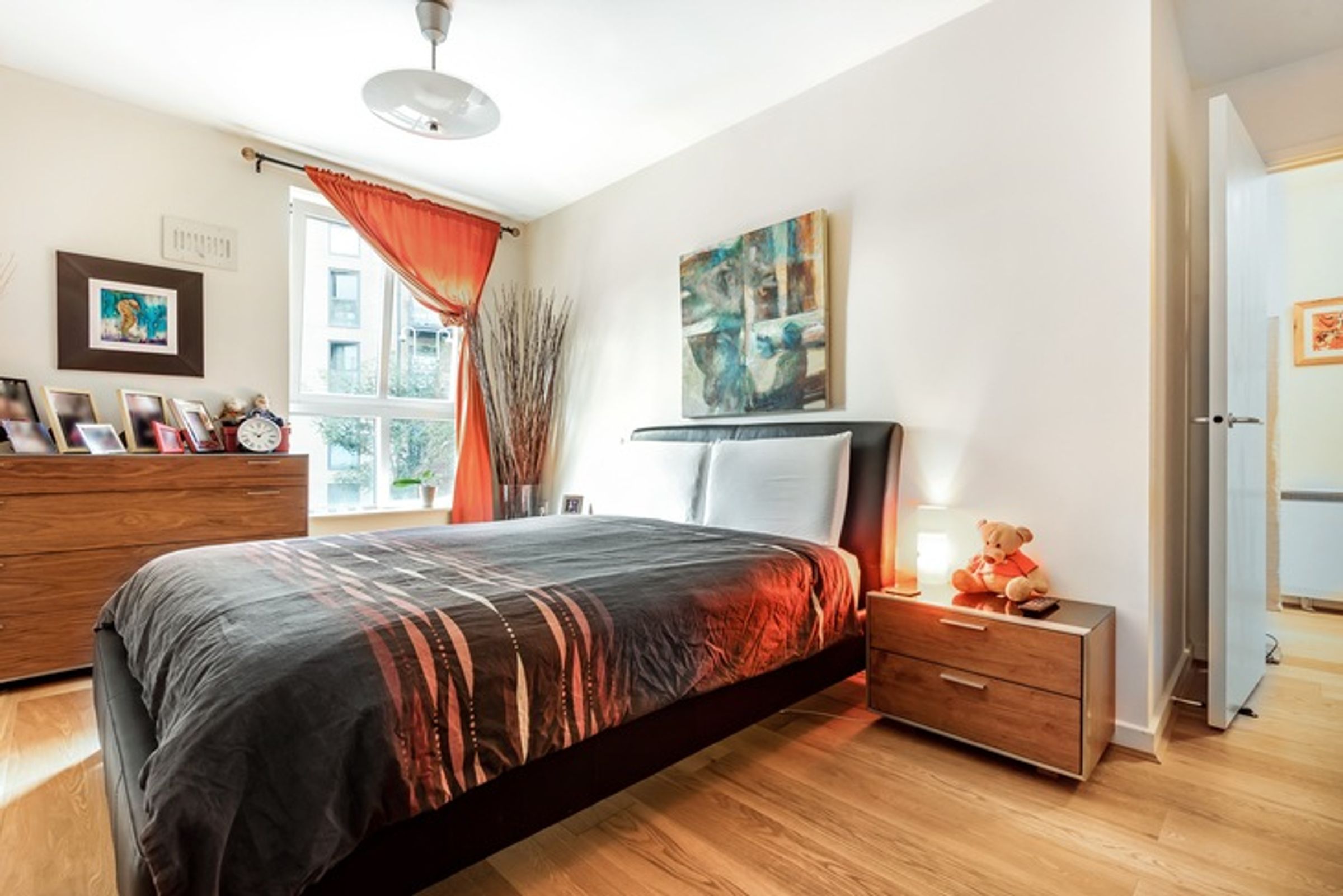 SE11 6HR 2 bedroom apartment in Lambeth Share to Buy