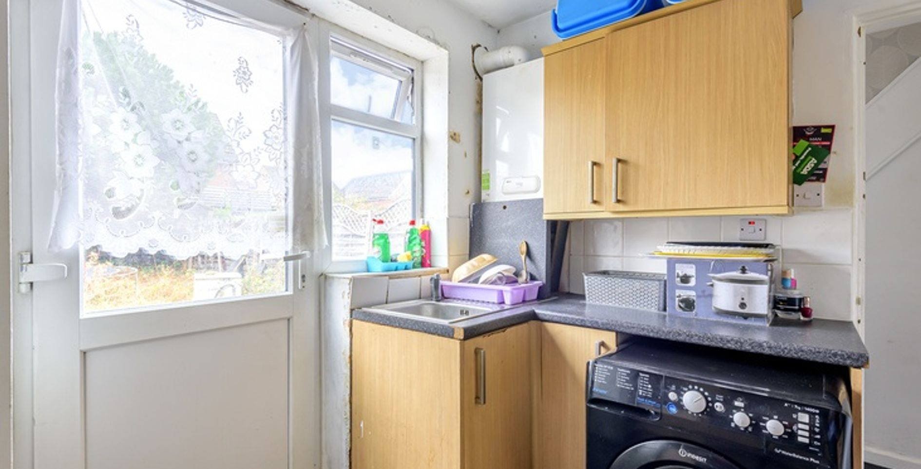 RM9 6BX 2 bedroom house in Dagenham Share to Buy