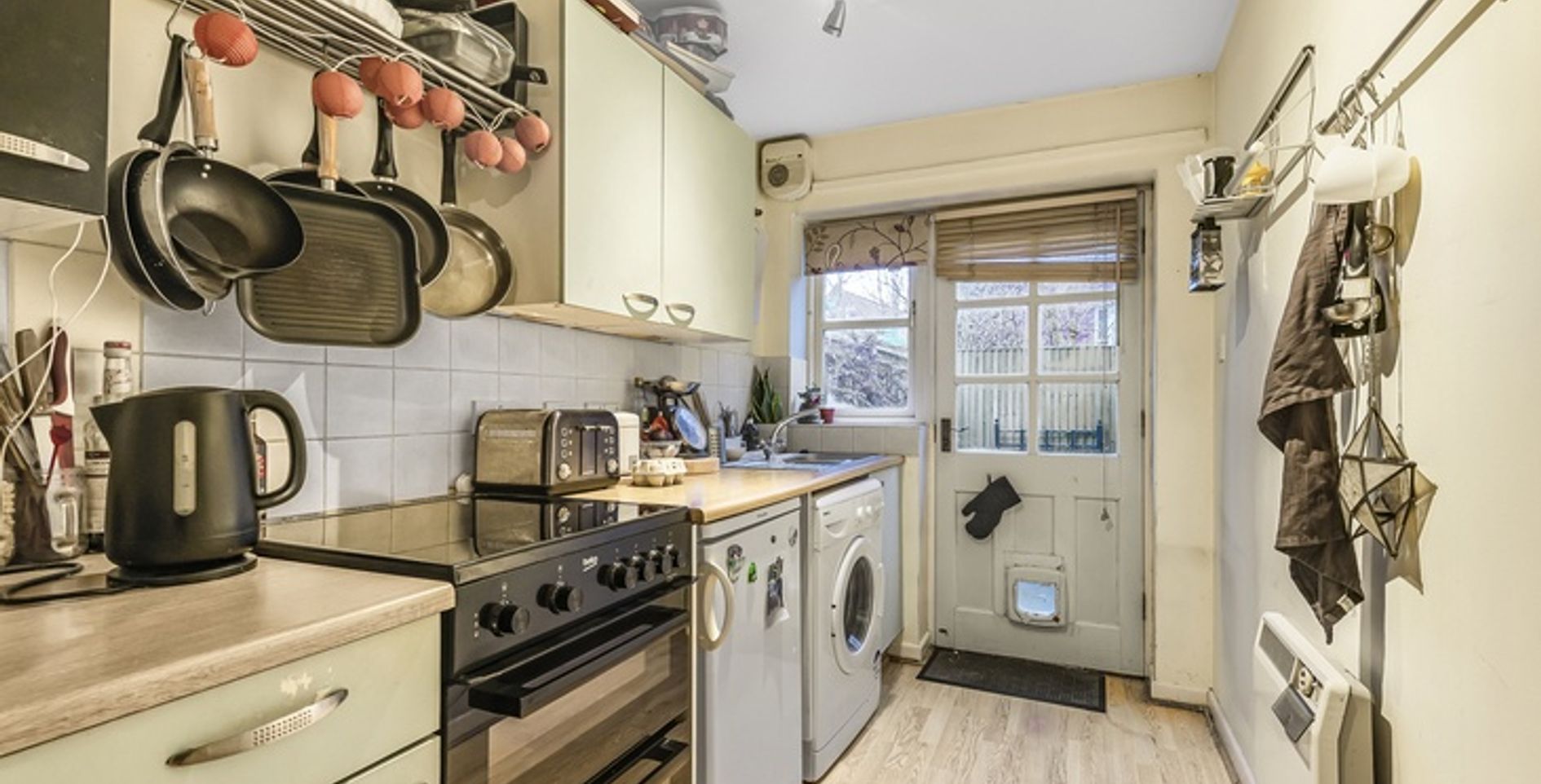 RG1 6HD 1 bedroom apartment in Reading Share to Buy