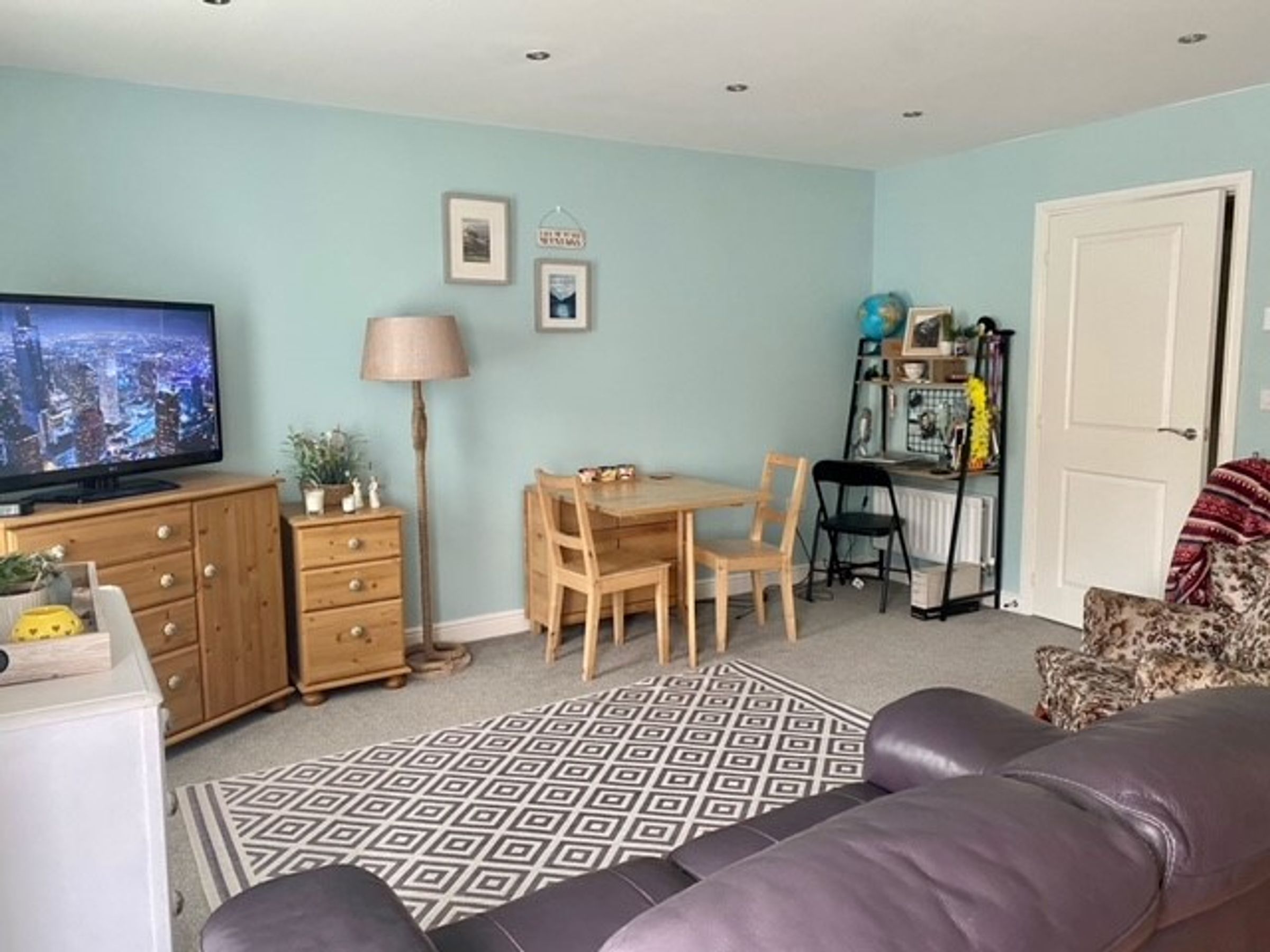 TN12 9GN 1 bedroom apartment in Marden Kent Share to Buy