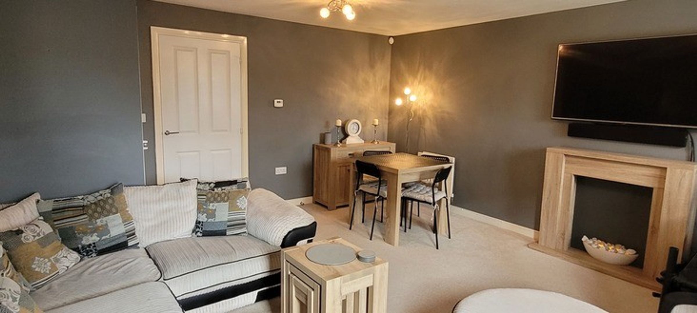 RH6 9FB 3 bedroom house in Horley Share to Buy