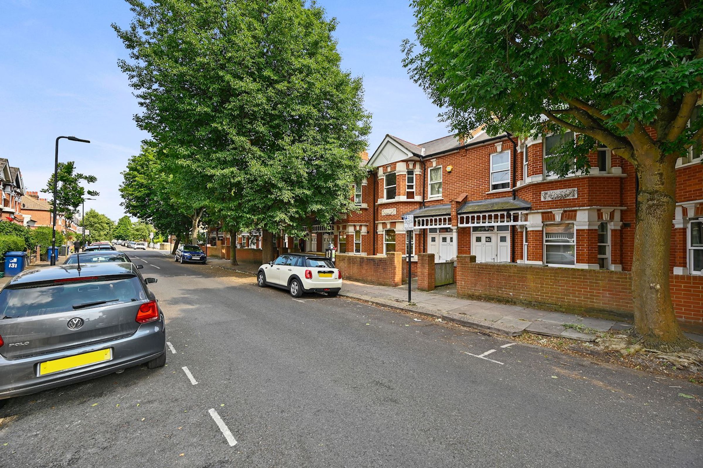 W3 7TH 2 bedroom apartment in Hammersmith and Fulham Share to Buy
