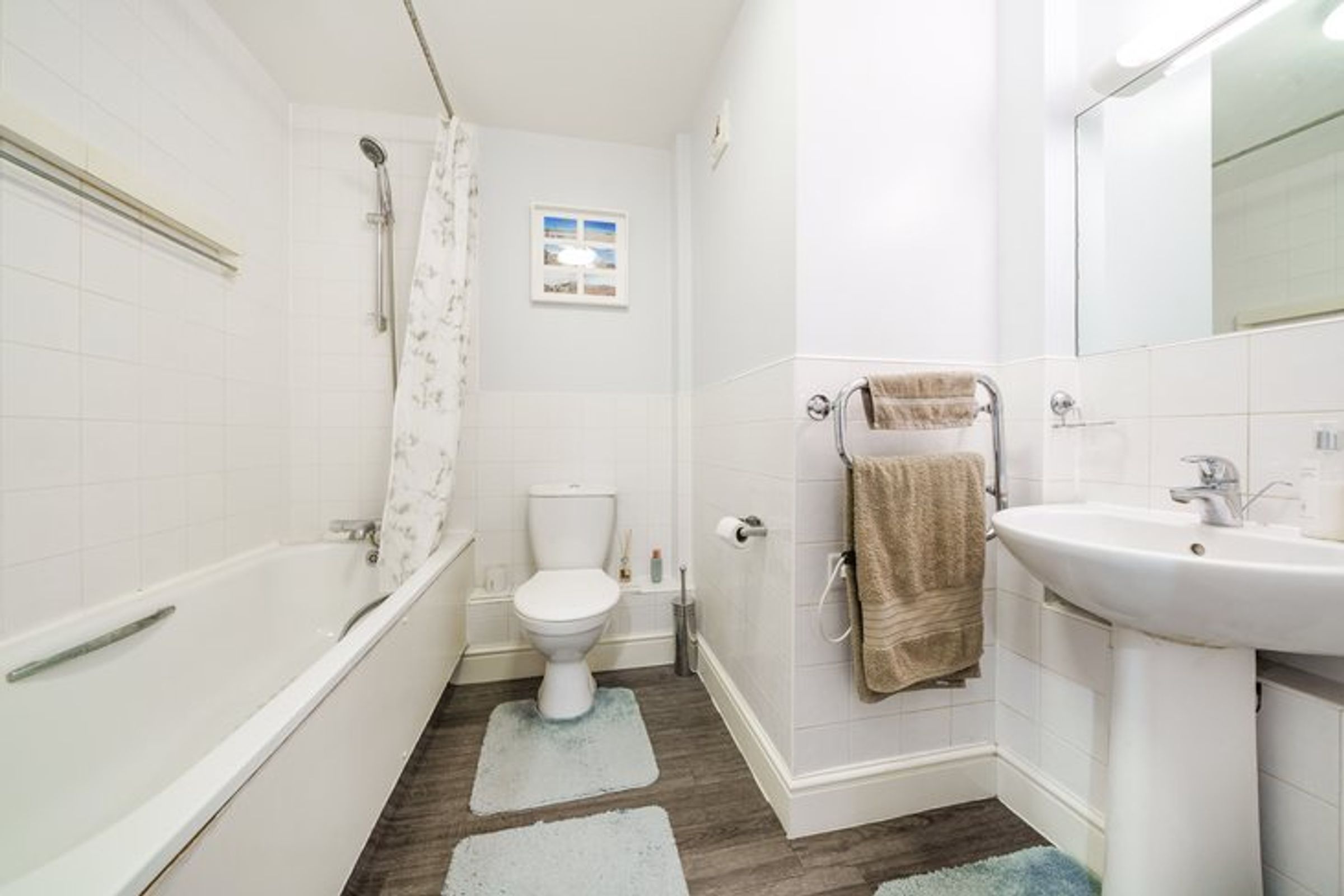 N9 0TP 2 bedroom apartment in Edmonton Green Share to Buy