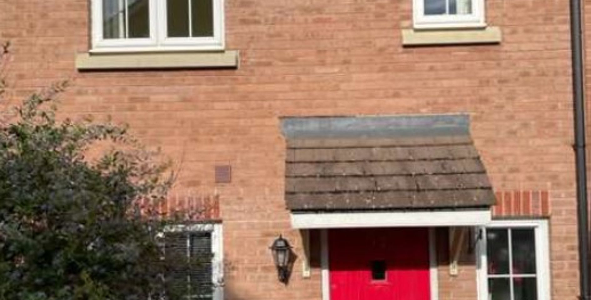 CV47 0HZ 3 bedroom house in Southam Warwickshire Share to Buy