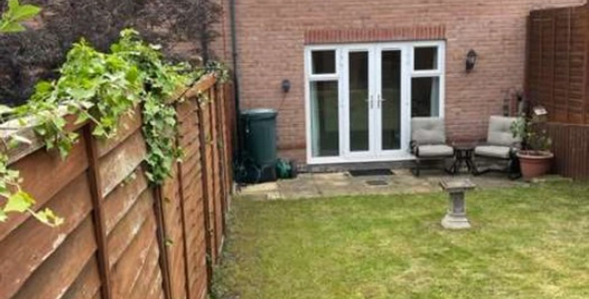 CV47 0HZ 3 bedroom house in Southam Warwickshire Share to Buy