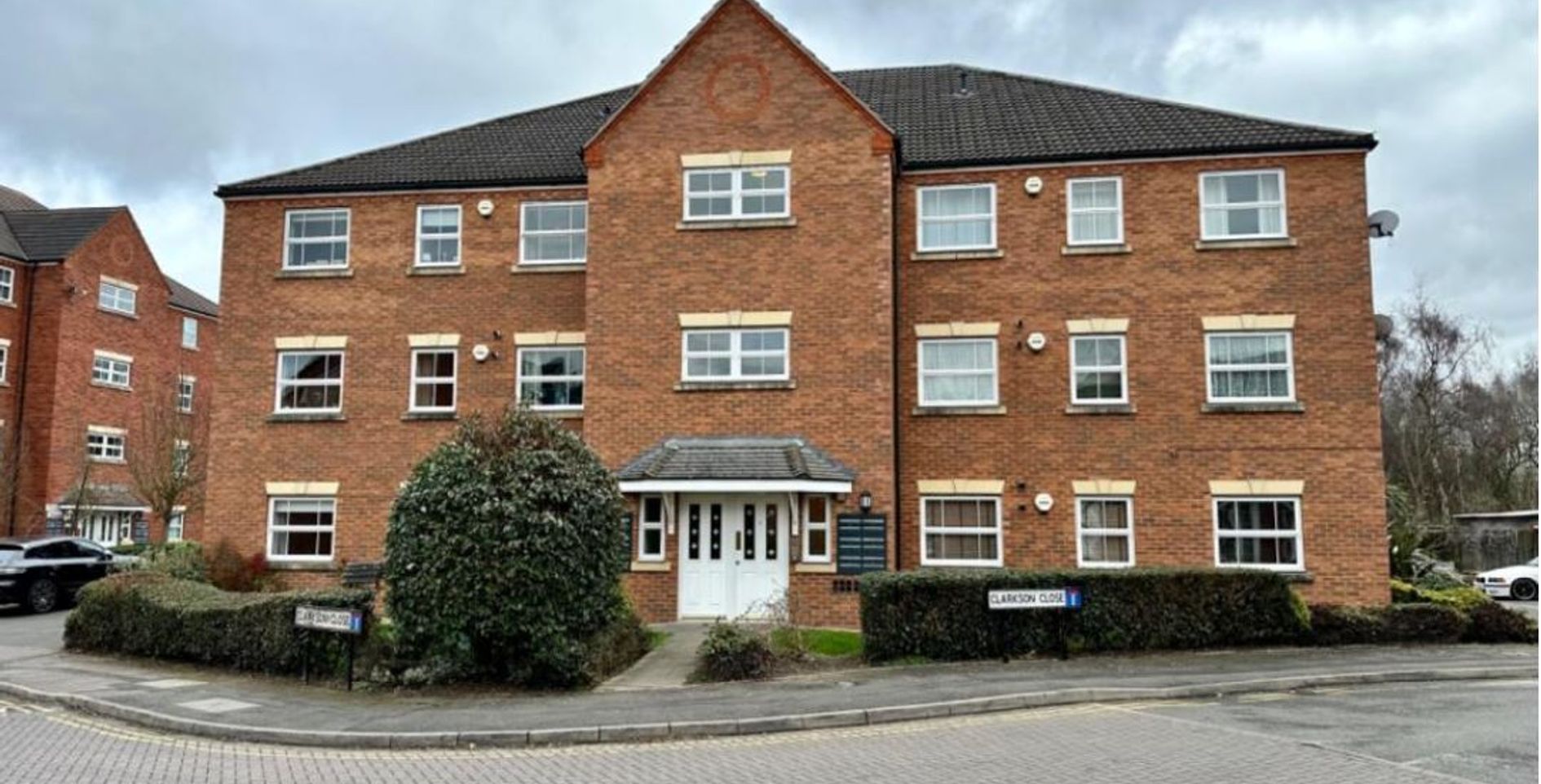 CV11 4BA 2 bedroom apartment in Nuneaton Warwickshire Share to Buy