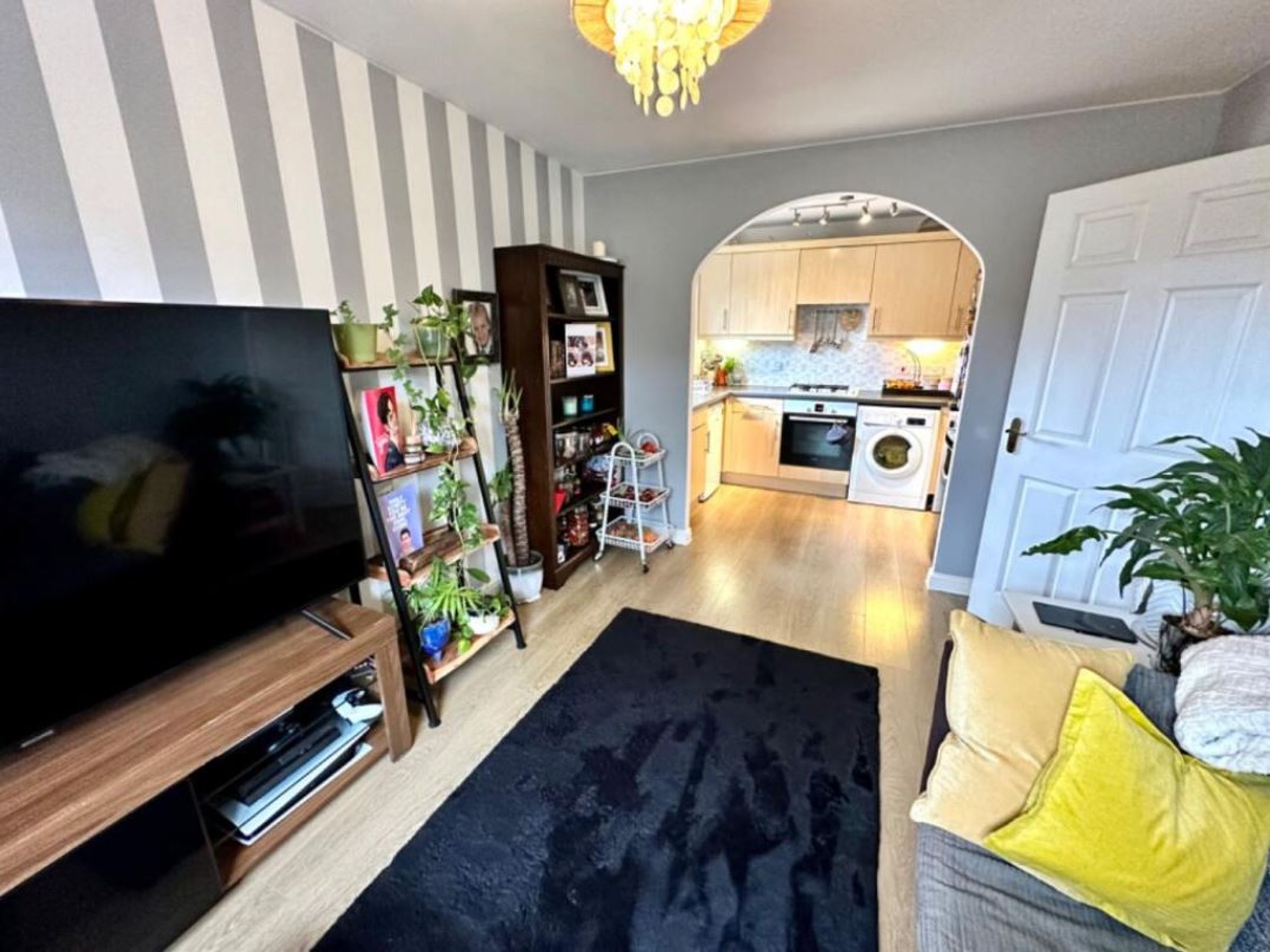 CV11 4BA 2 bedroom apartment in Nuneaton Warwickshire Share to Buy