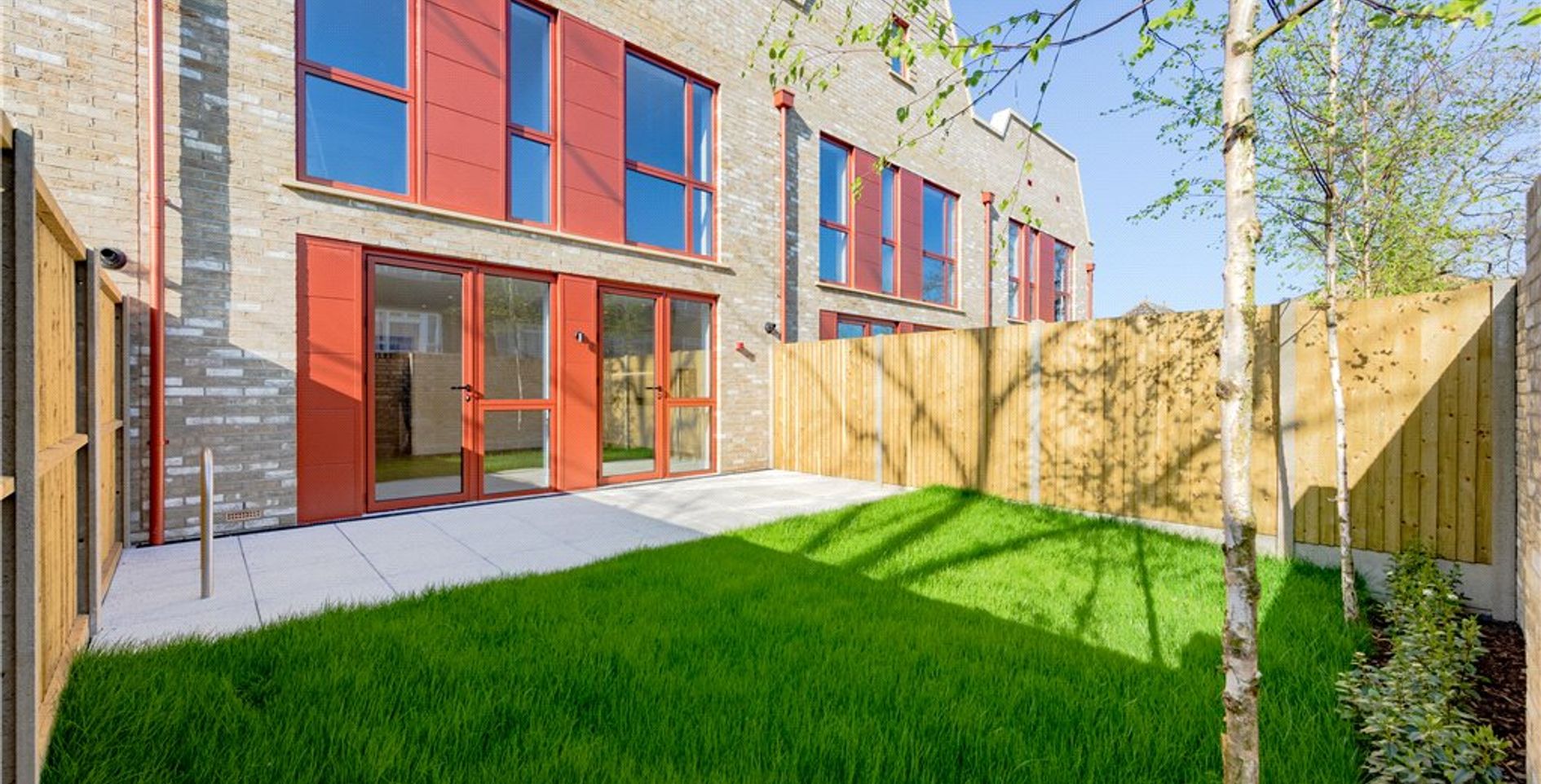 Gillan Mews, SE12 0DA 3 bed house in Lewisham Share to Buy