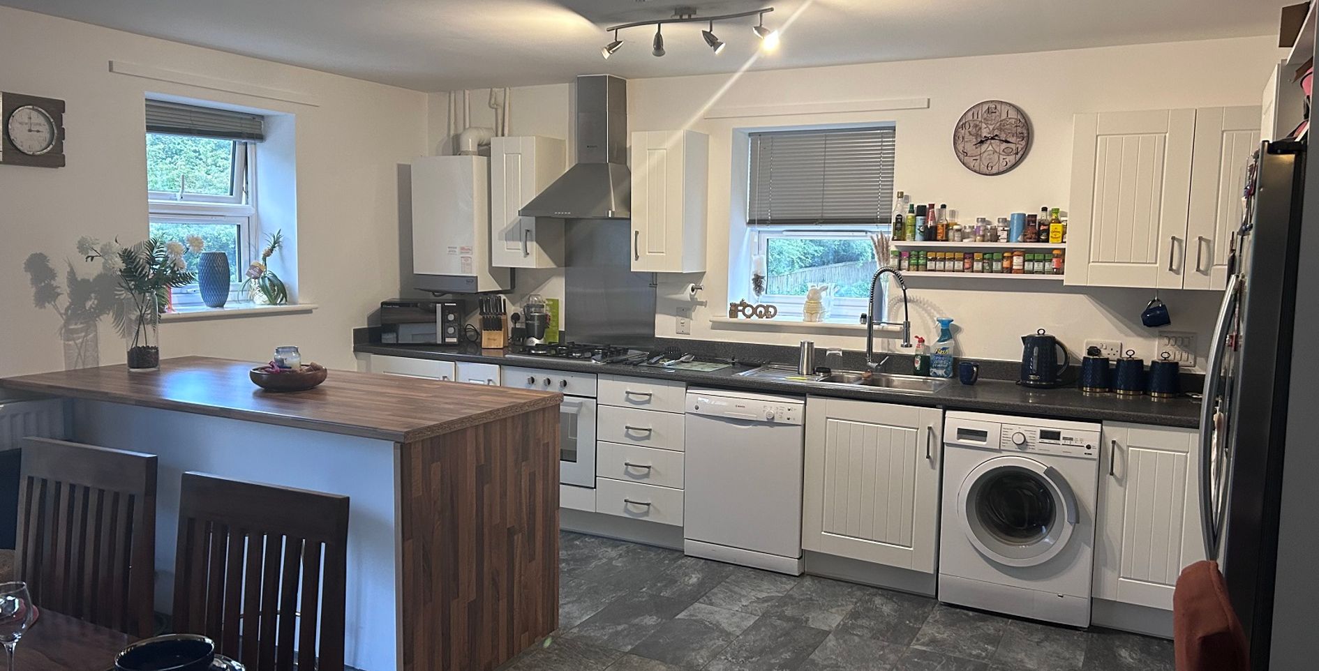 RH13 9AF 2 bedroom apartment in Southwater West Sussex Share to Buy