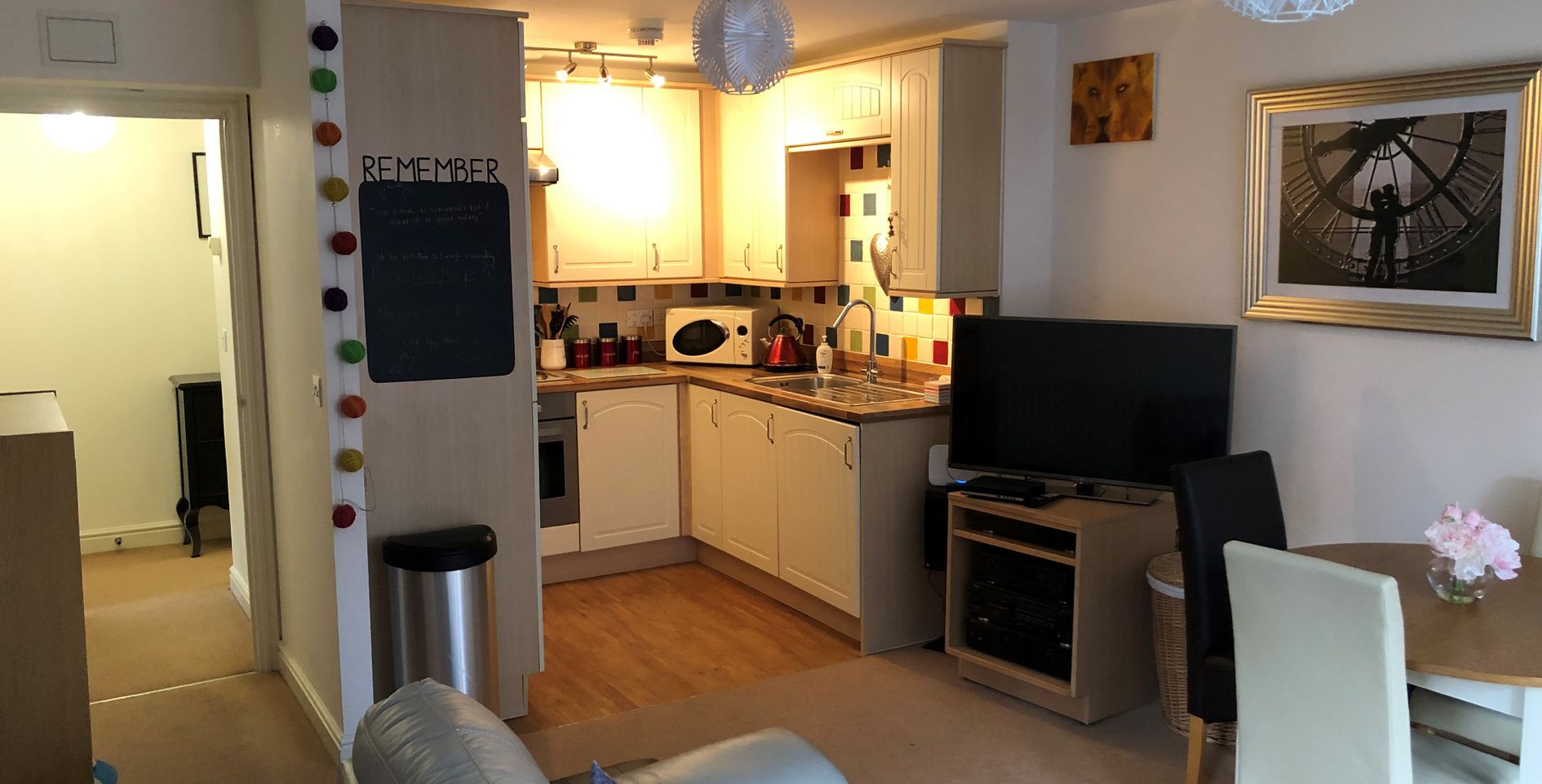 TN9 1EQ 2 bedroom apartment in Tonbridge Kent Share to Buy