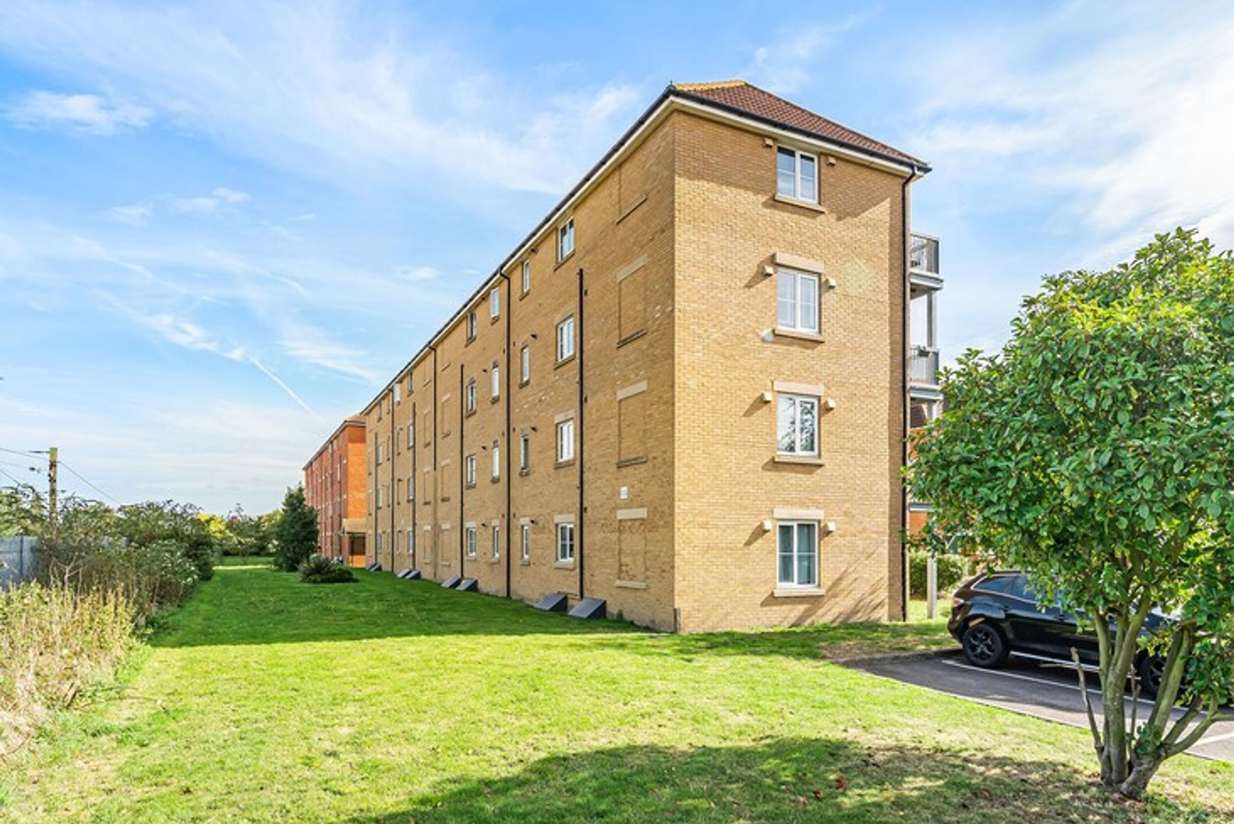 RM9 6EF 2 bedroom apartment in Barking and Dagenham Share to Buy