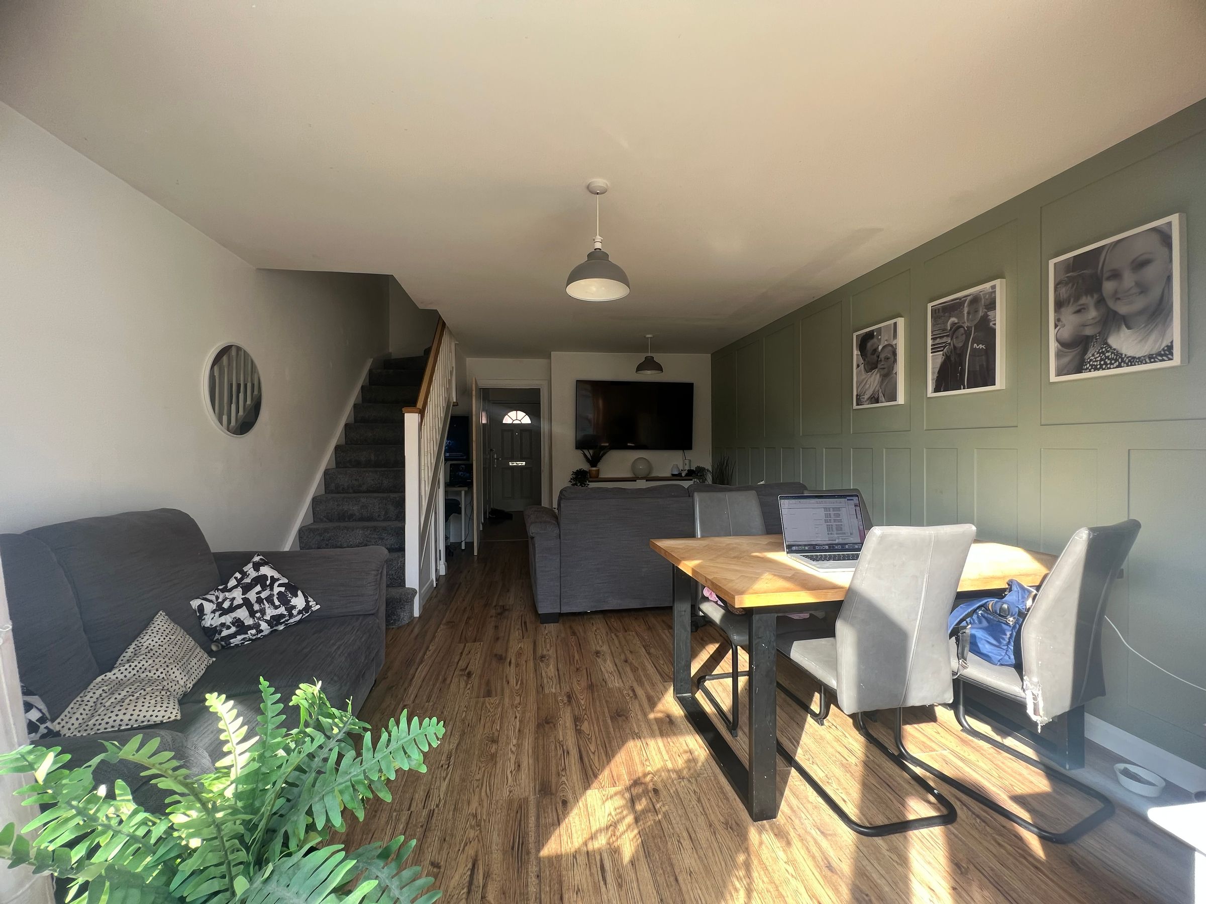 GU16 6EF 2 bedroom house in Camberley Surrey Share to Buy