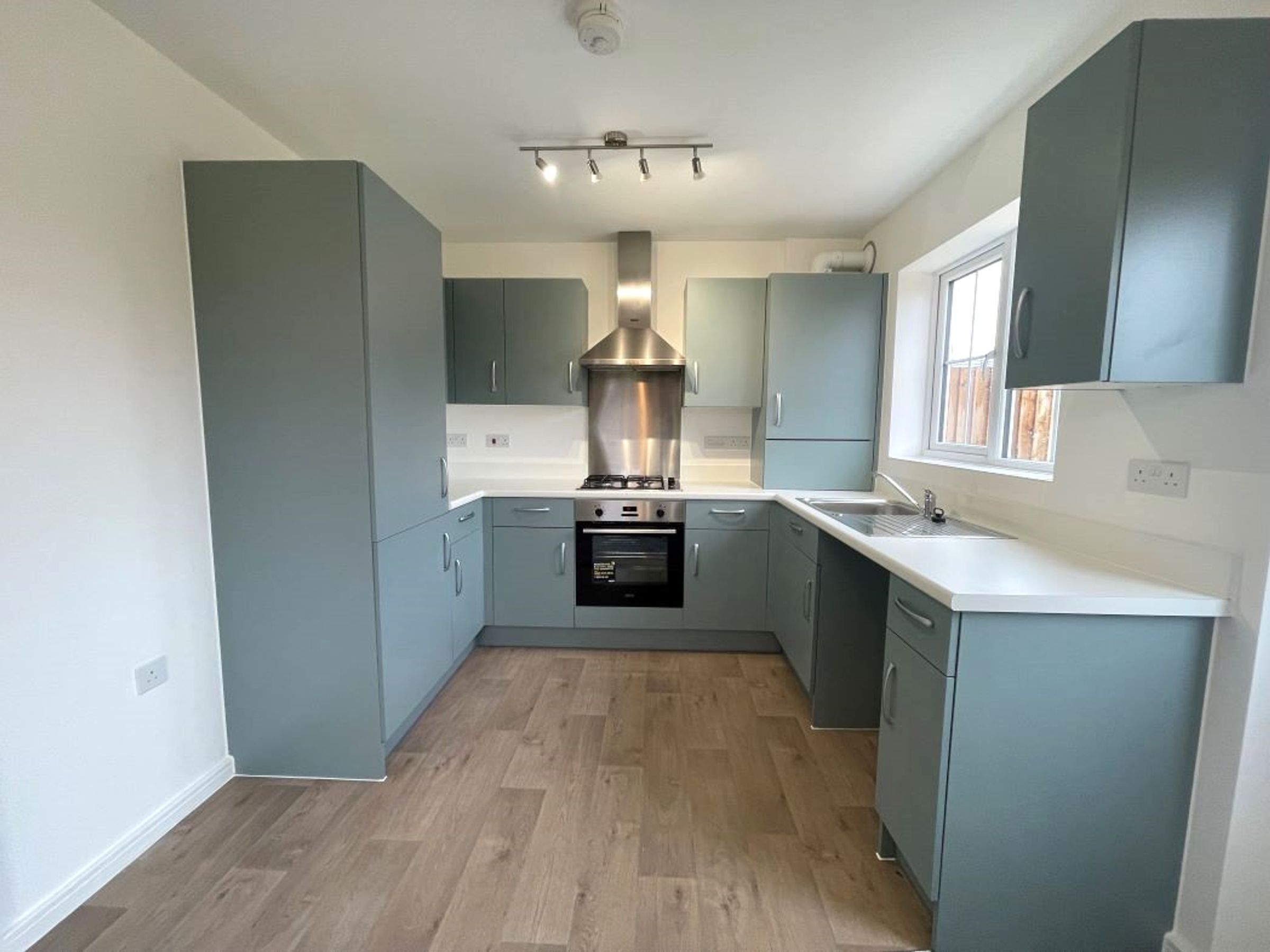 Waterloo Road, Bidford on Avon, B50 4PU 2 bed house in BidfordonAvon Warwickshire Share