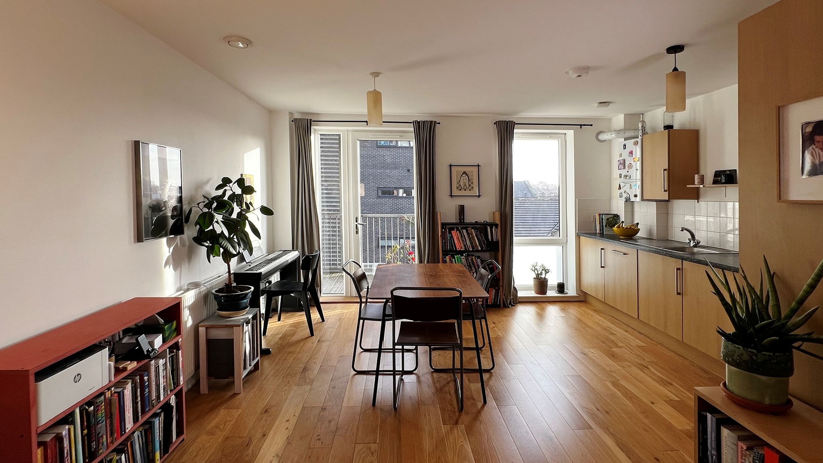 Property photo 12 of 14 for Gallagher House, 15 Collent Street