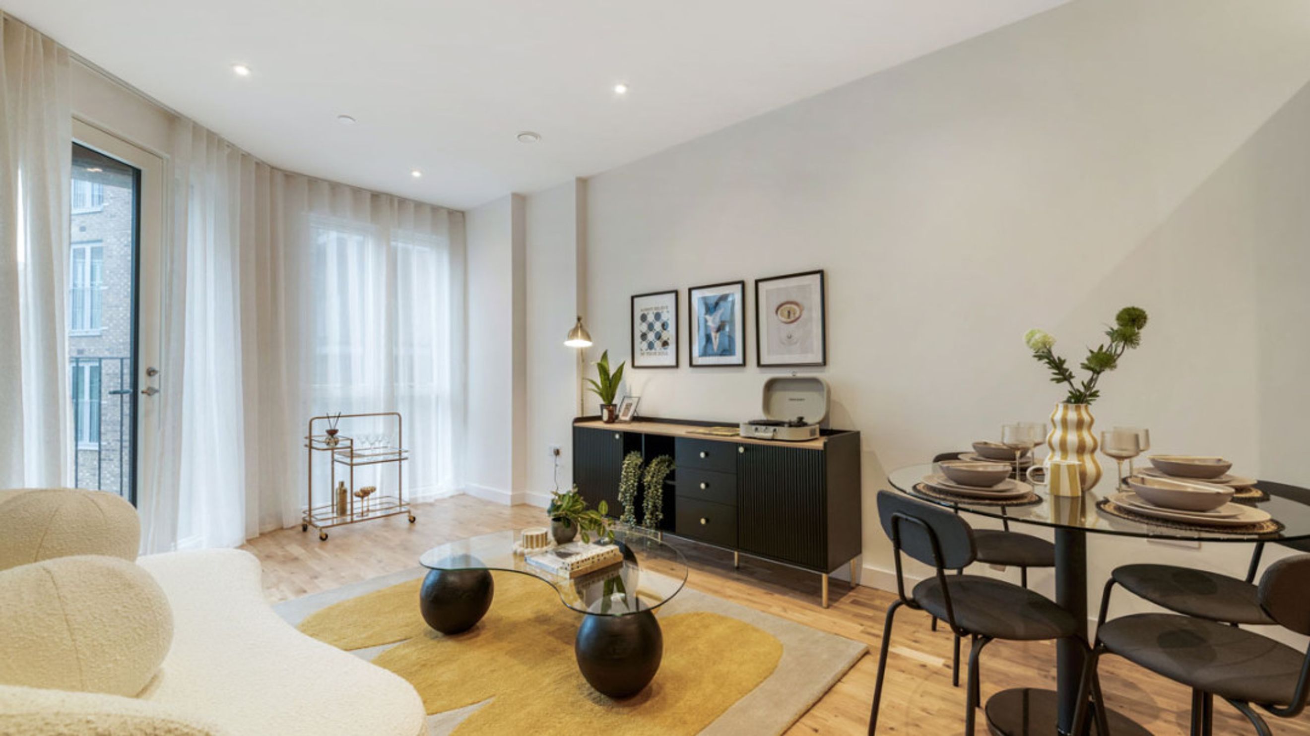 Property photo 8 of 19 for 4 Yelverton Road