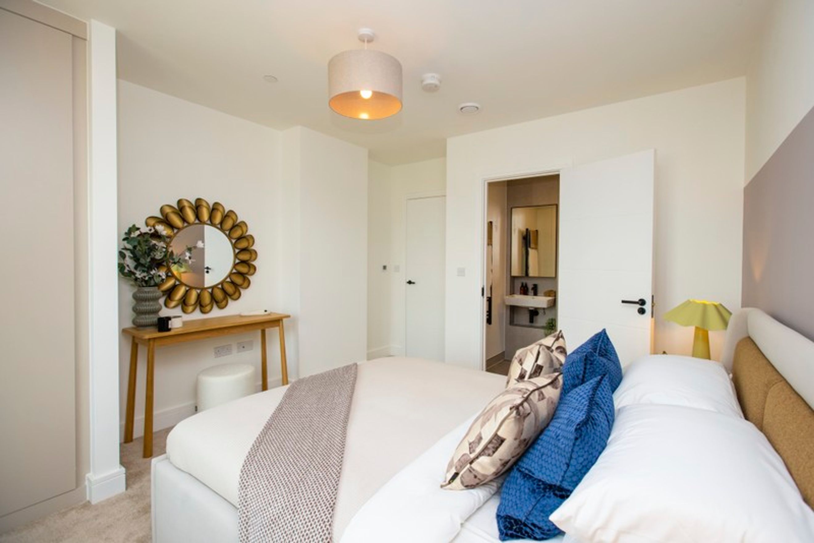 Property photo 9 of 23 for Square Roots Kingston KT1 Sales Suite, Hawks Road