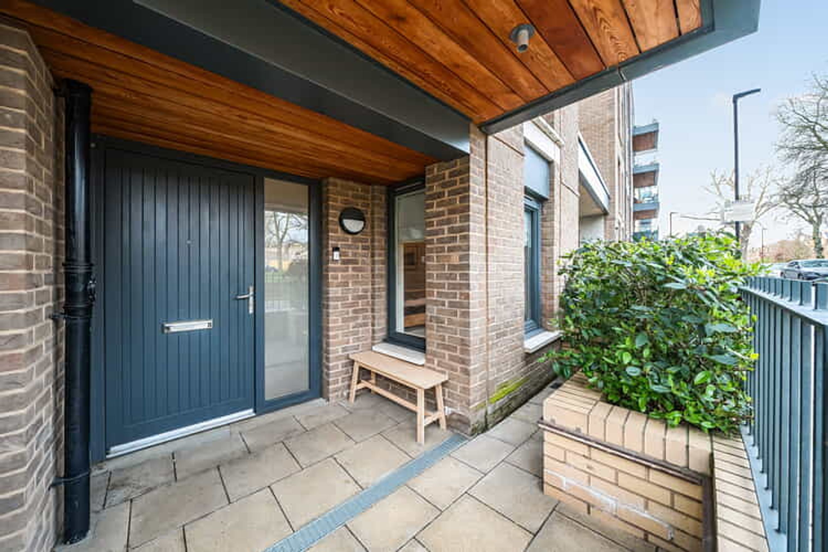 Property photo 13 of 17 for Bradley Road, Clapham