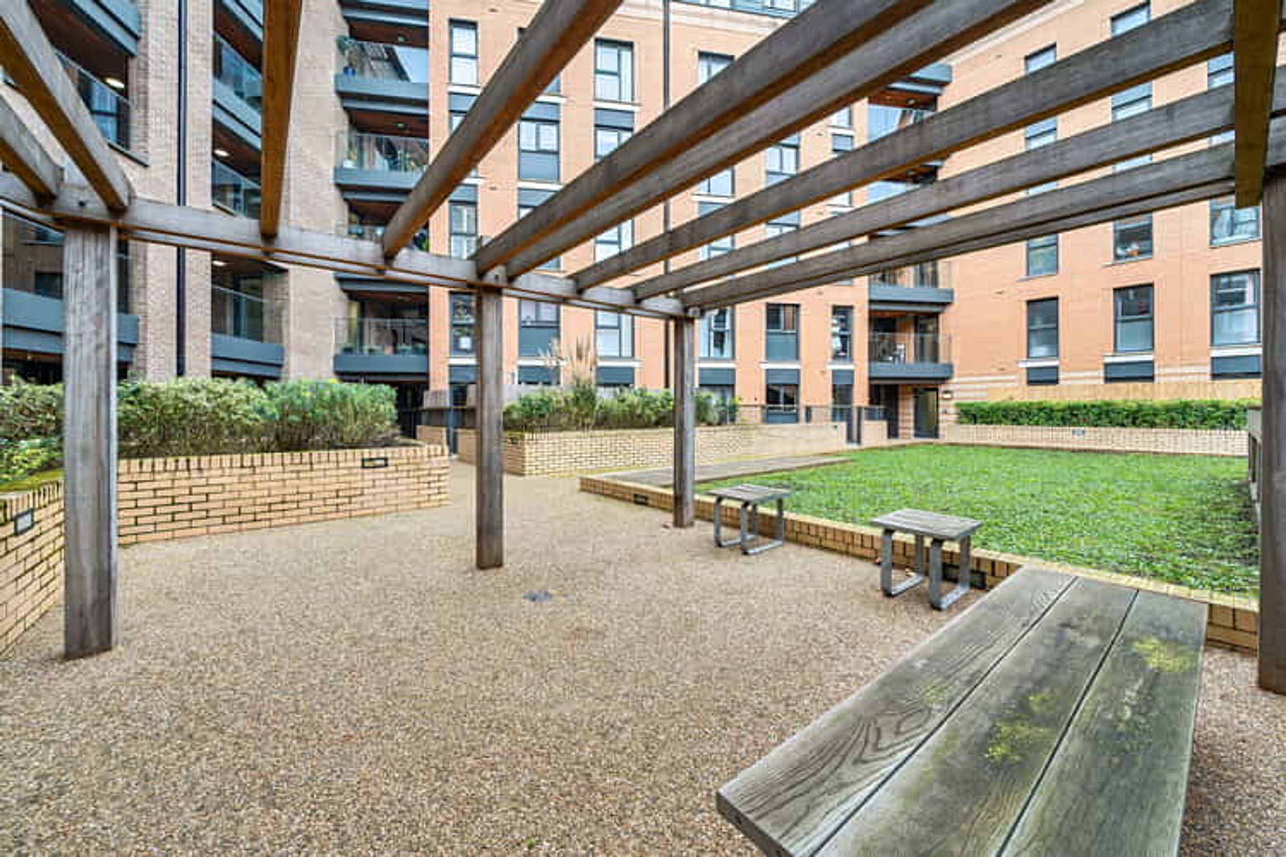 Property photo 16 of 17 for Bradley Road, Clapham