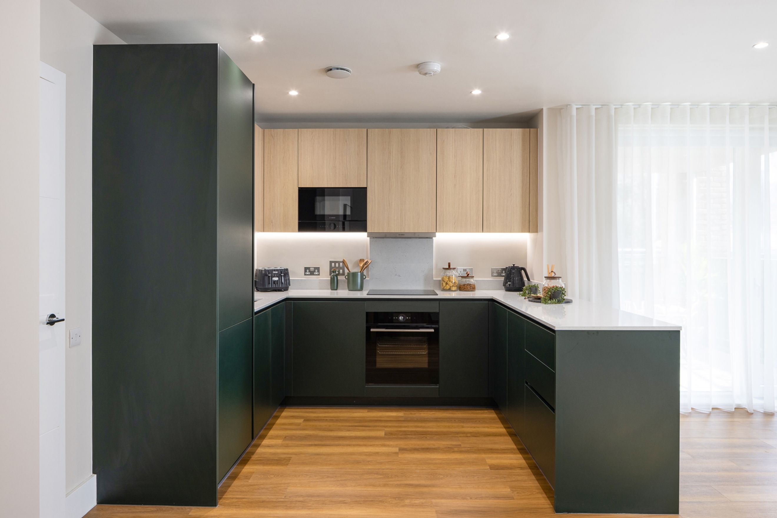 Property photo 6 of 22 for 46 Lower Road, Rotherhithe