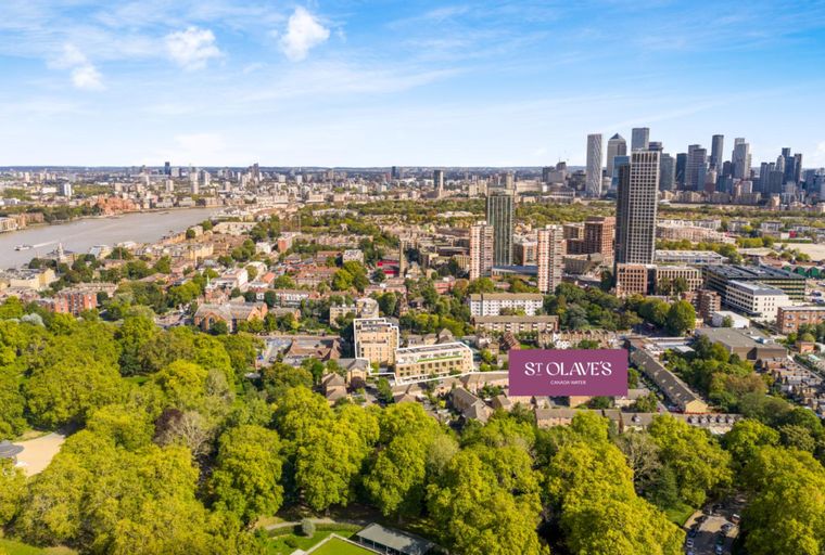 Property photo 15 of 22 for 46 Lower Road, Rotherhithe