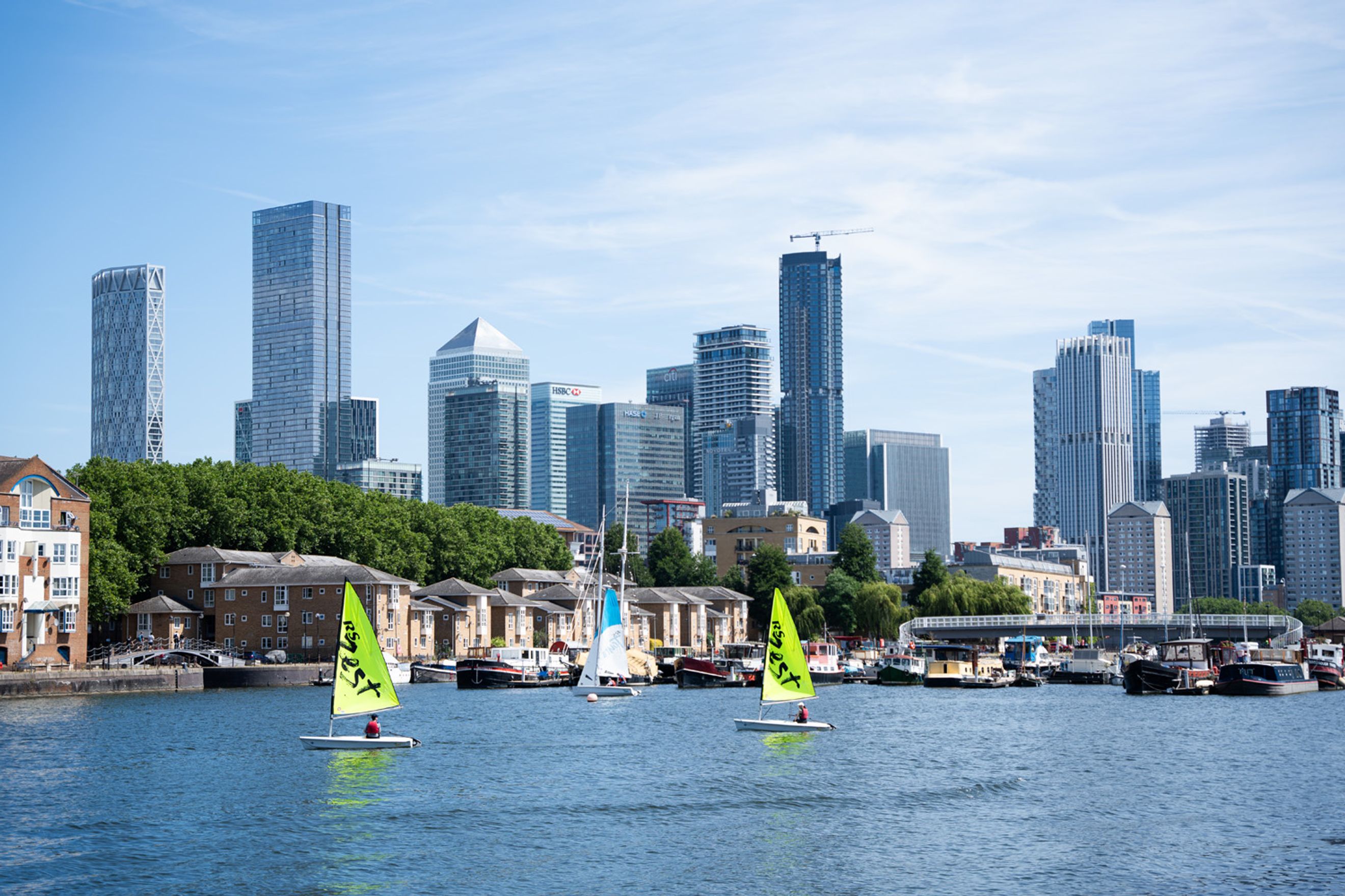 Property photo 17 of 22 for 46 Lower Road, Rotherhithe