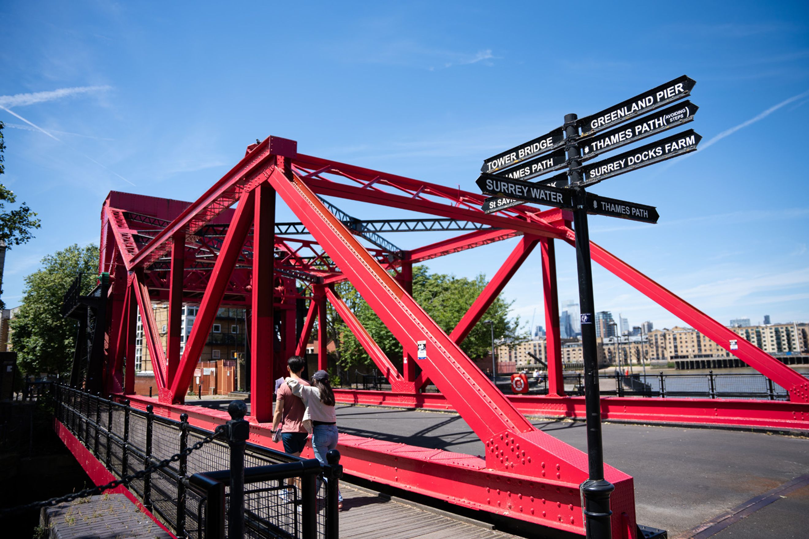 Property photo 21 of 22 for 46 Lower Road, Rotherhithe