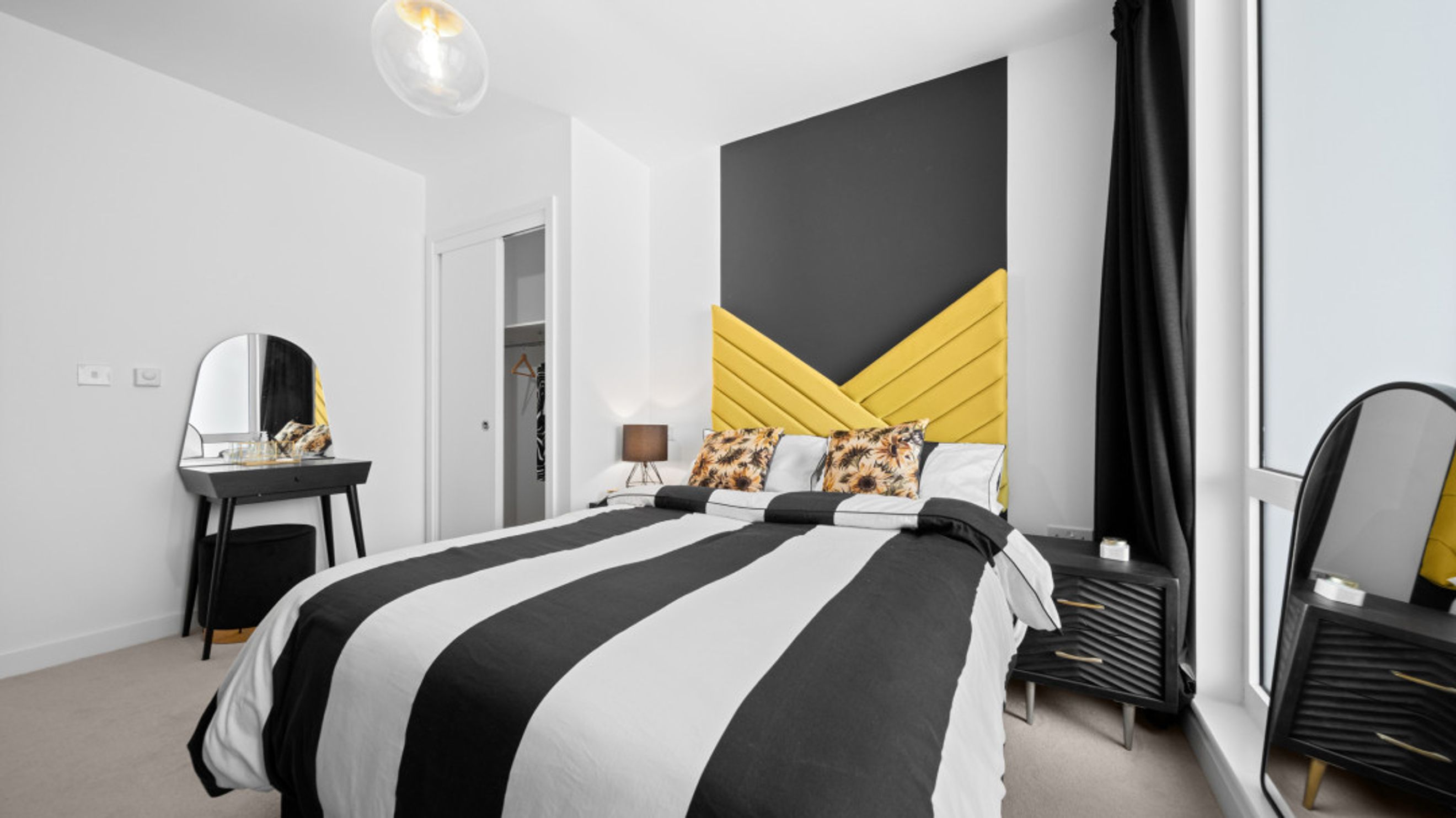 Property photo 8 of 12 for Herald Street, London