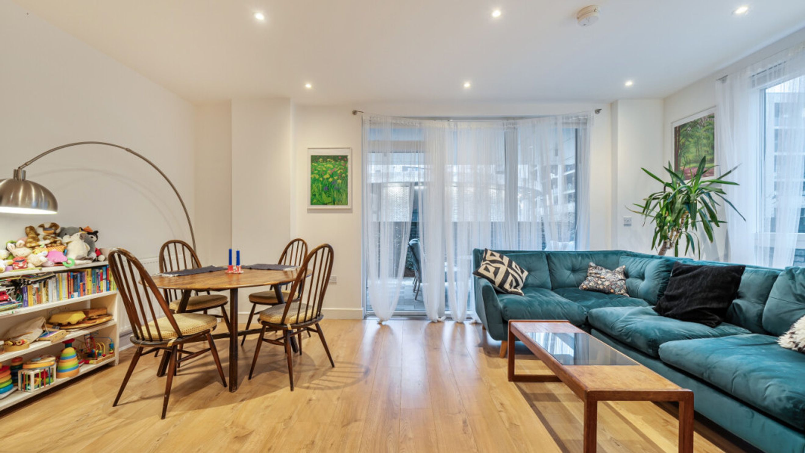 Property photo 20 of 34 for Cadence Way, Stratford,  