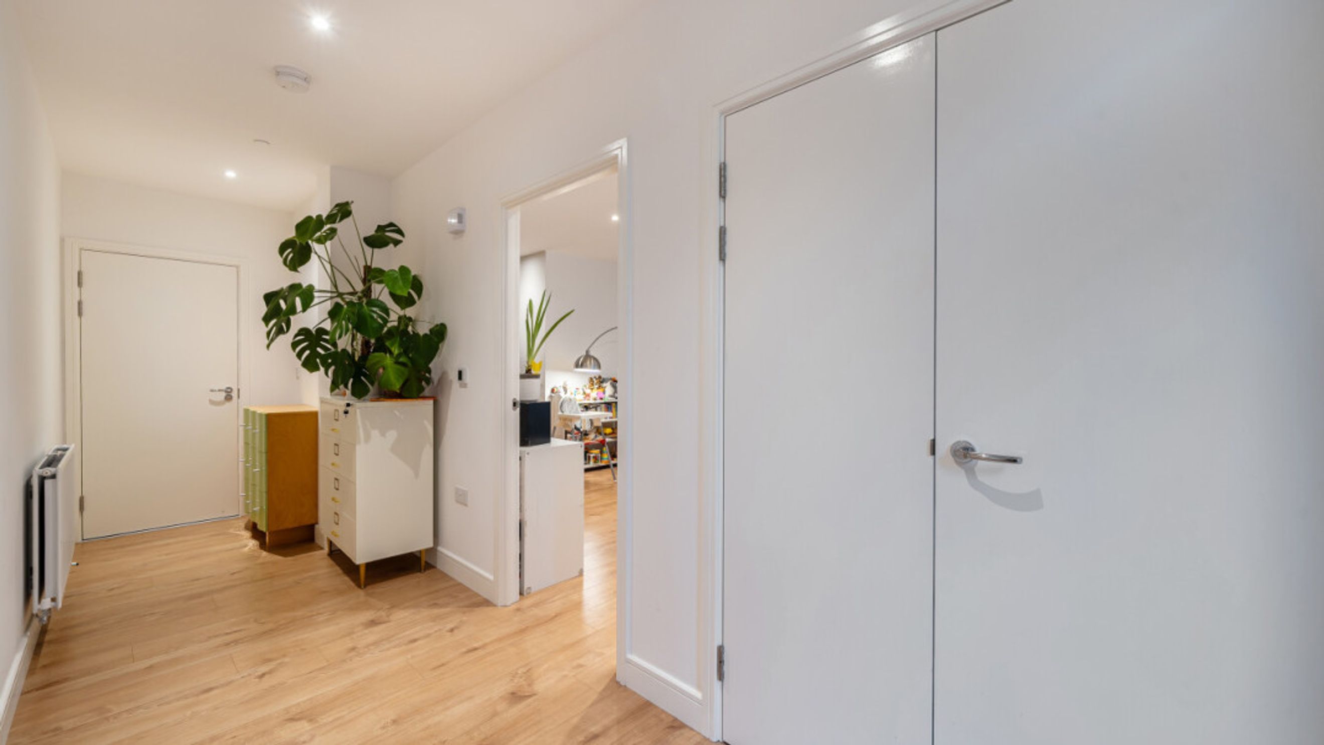 Property photo 13 of 34 for Cadence Way, Stratford,  