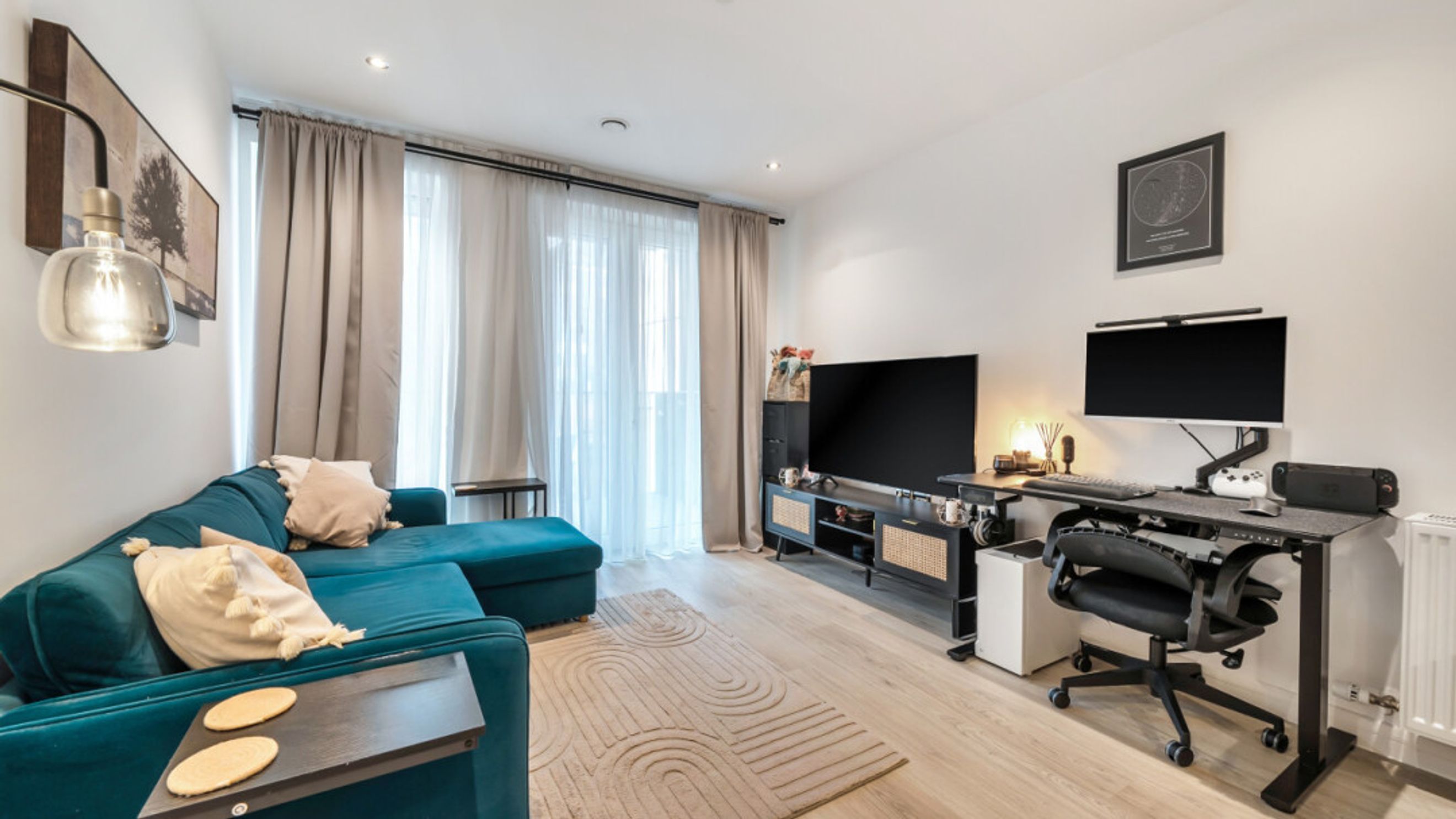 Property photo 18 of 34 for Chiffon Apartments, 3 Cendal Crescent, Whitechapel,  