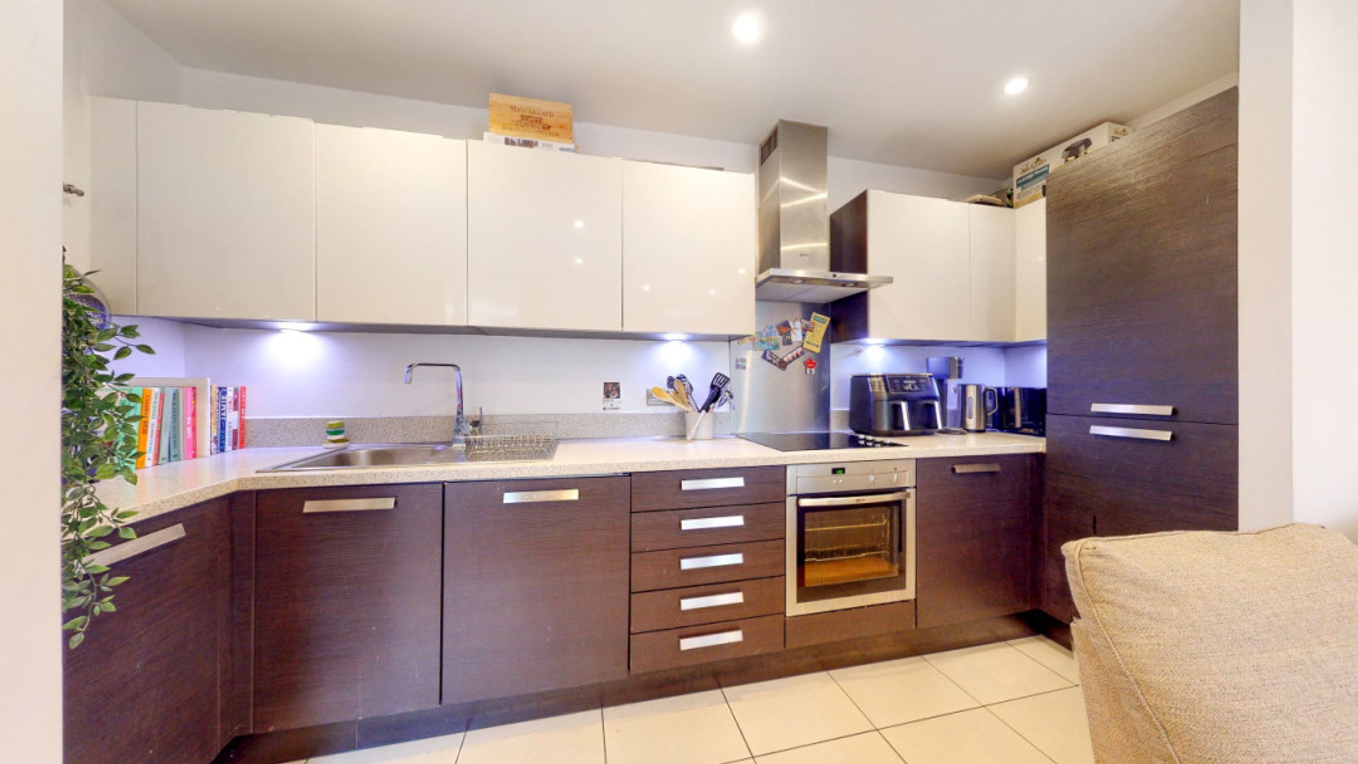 Property photo 5 of 28 for Commercial Wharf,  