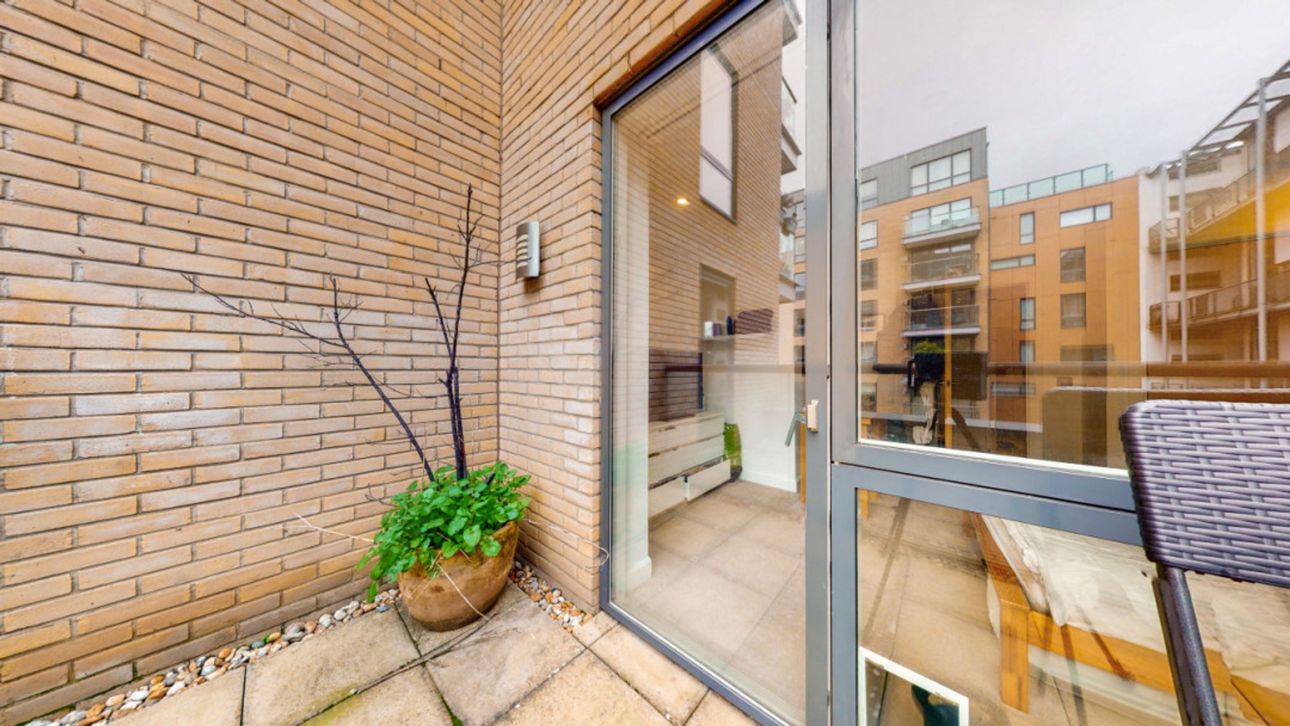 Property photo 11 of 28 for Commercial Wharf,  