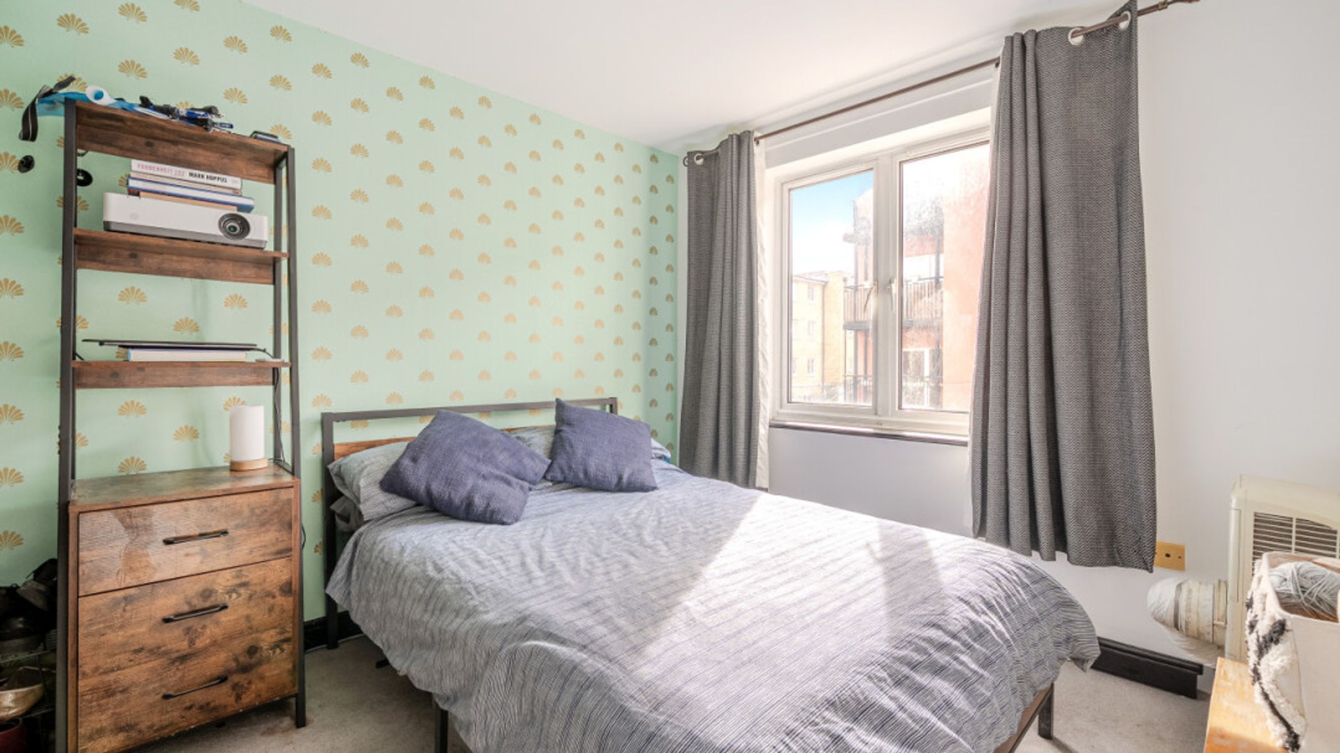 Property photo 7 of 34 for Candle Street, Stepney,  