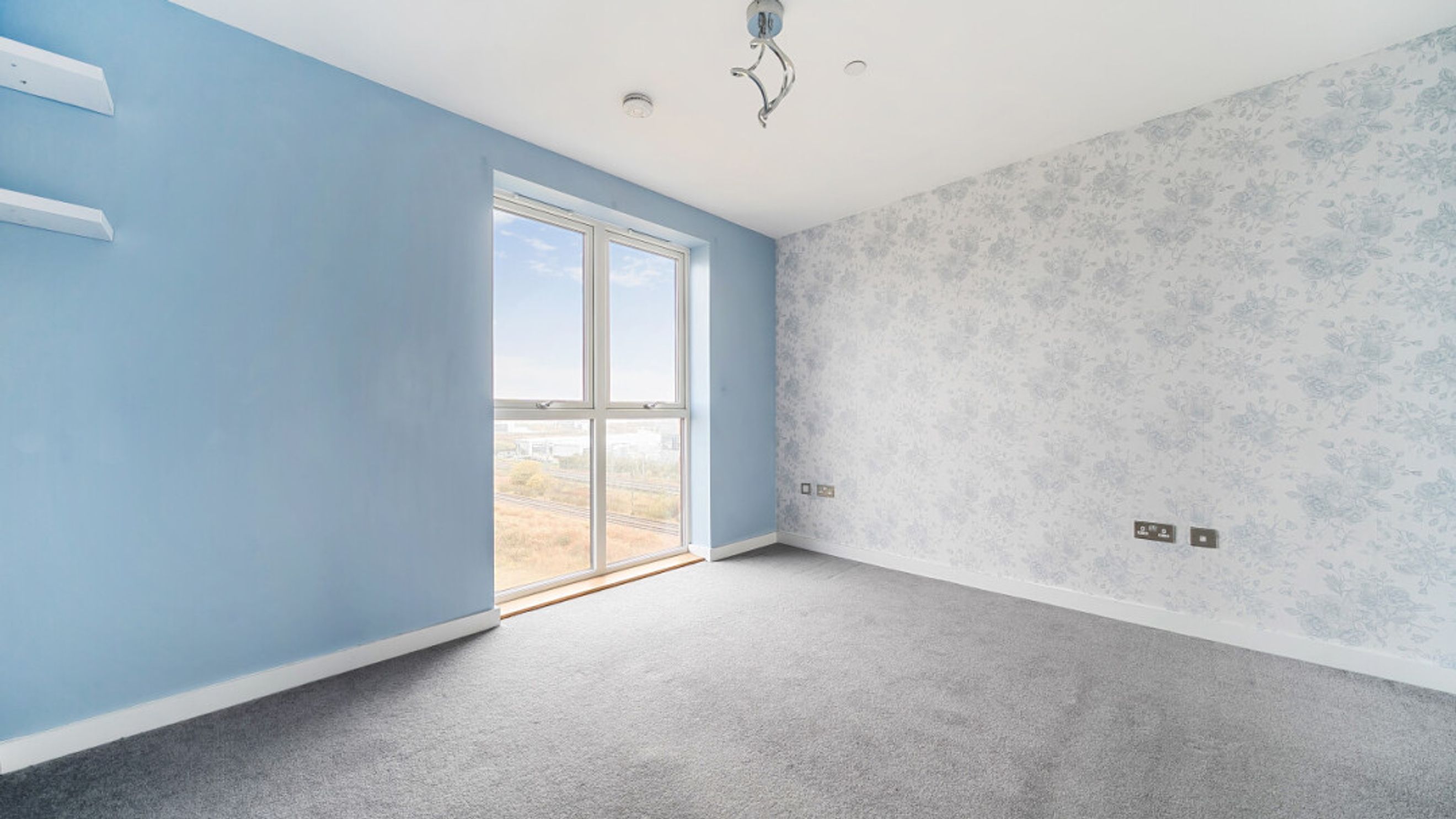 Property photo 11 of 36 for Newport House, Fitch Way, Rainham,  