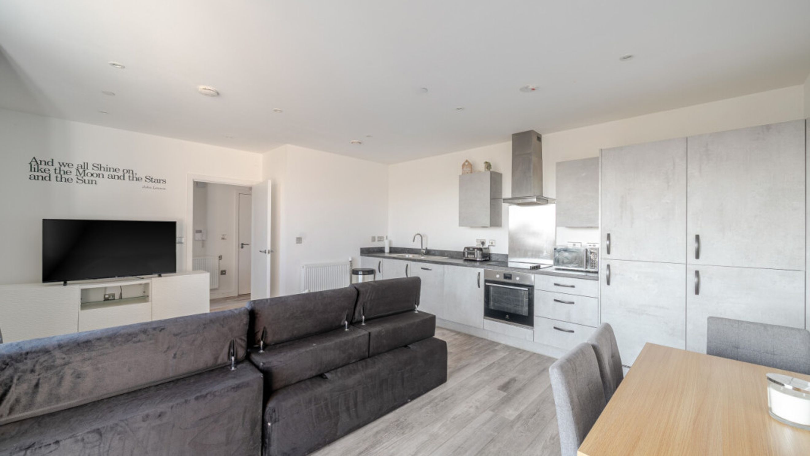 Property photo 4 of 30 for Newport House, Rainham,  