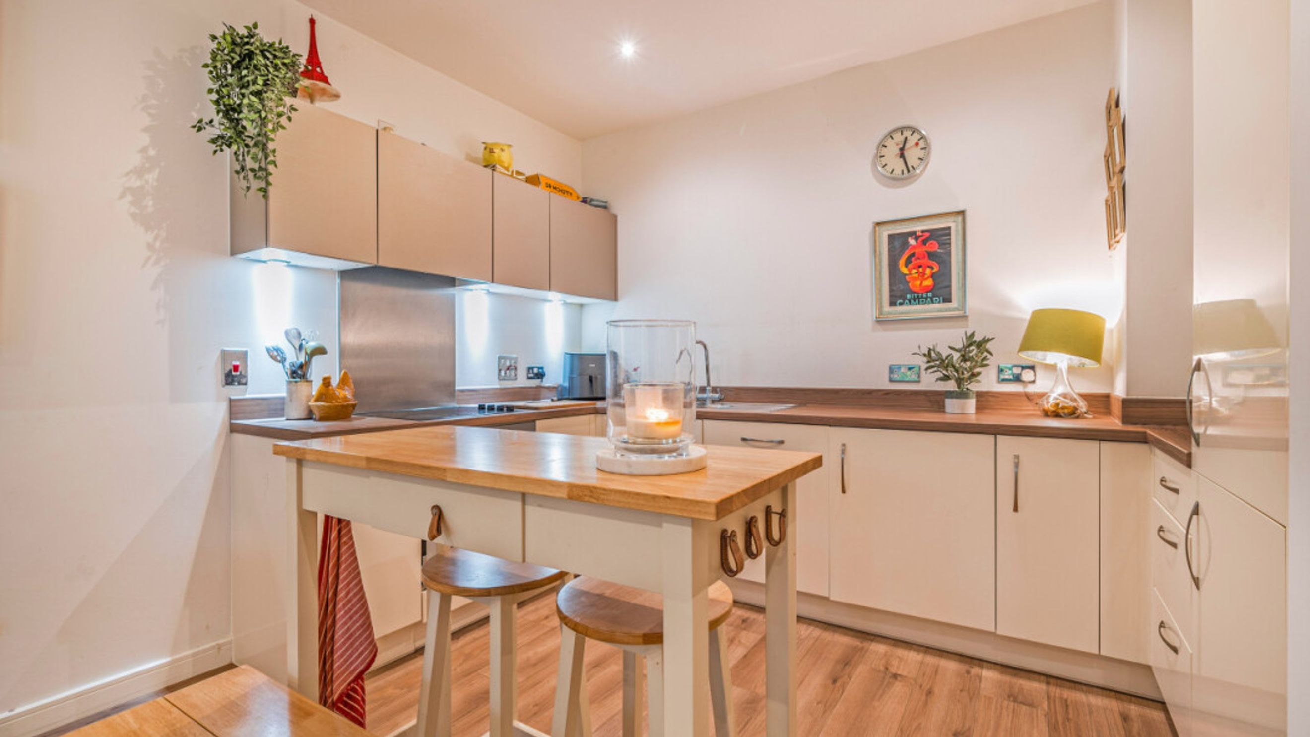 Property photo 6 of 32 for Osier House, Quebec Way, Canada Water,  