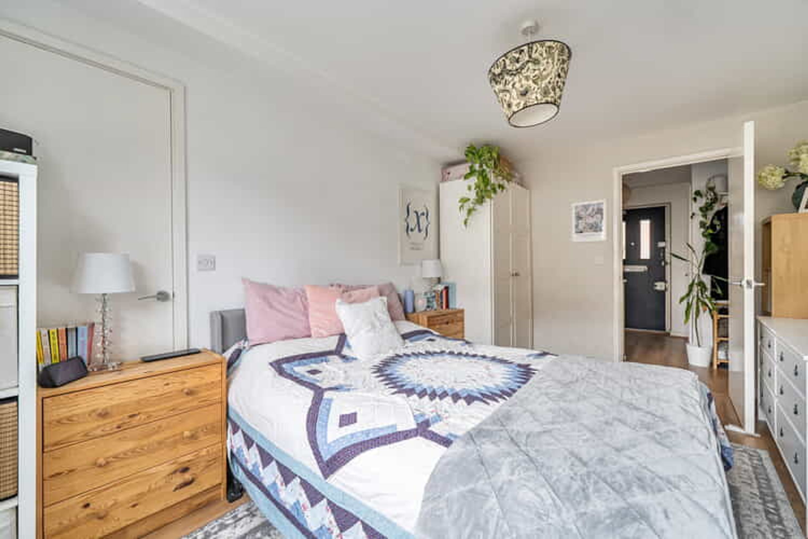 Property photo 11 of 17 for Bolt House, Phillipp Street