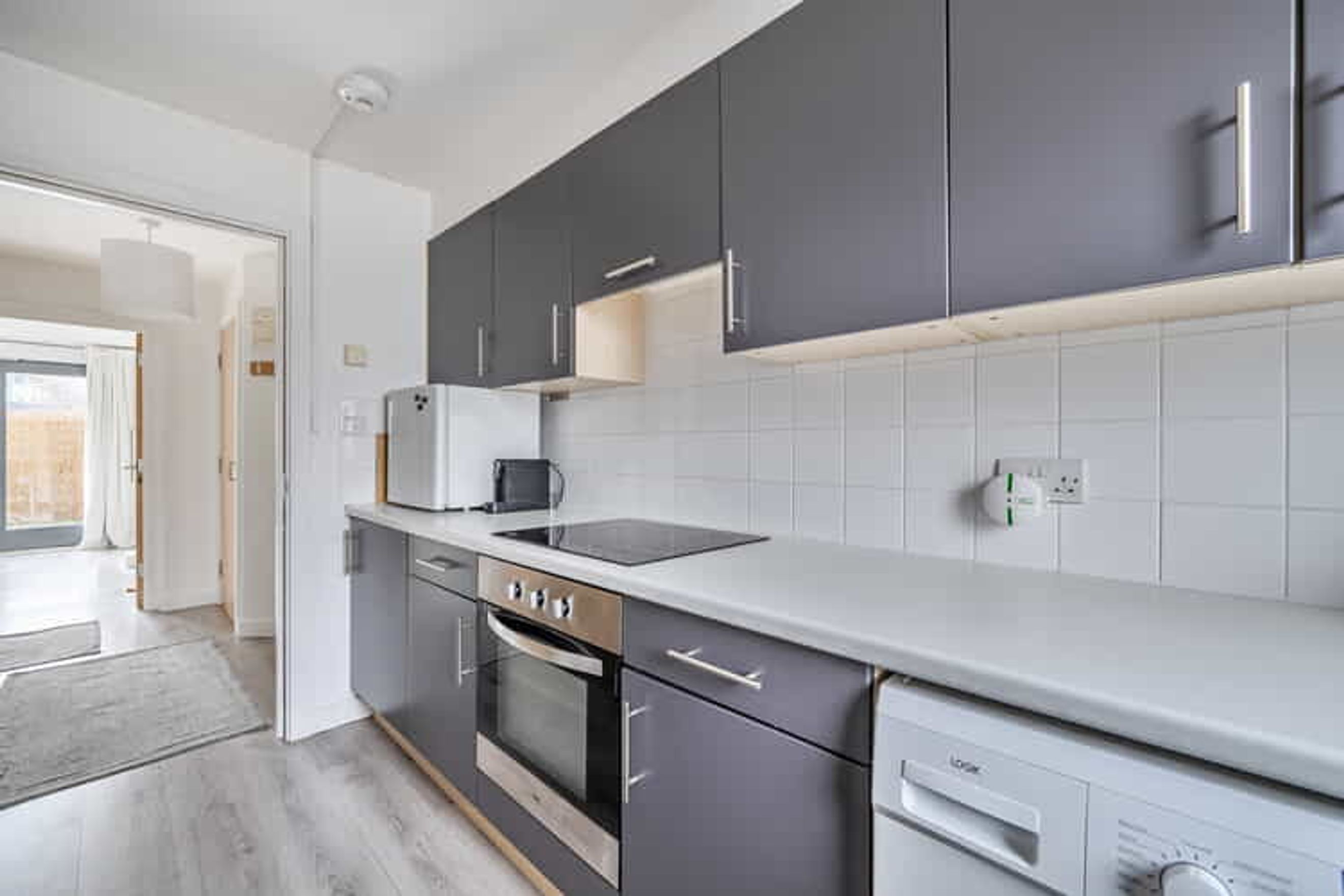 Property photo 6 of 17 for Balls Pond Road, Hackney