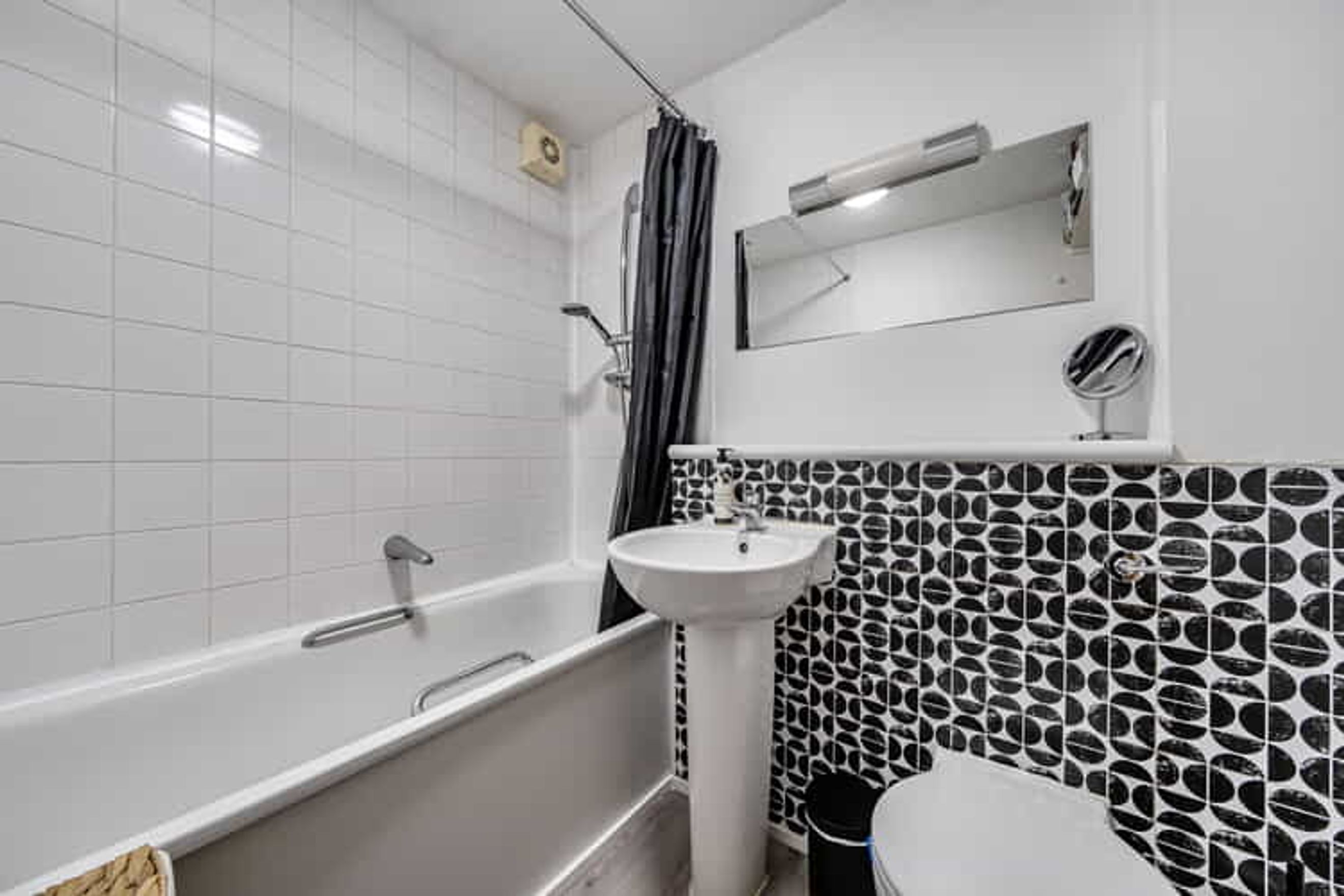 Property photo 10 of 17 for Balls Pond Road, Hackney