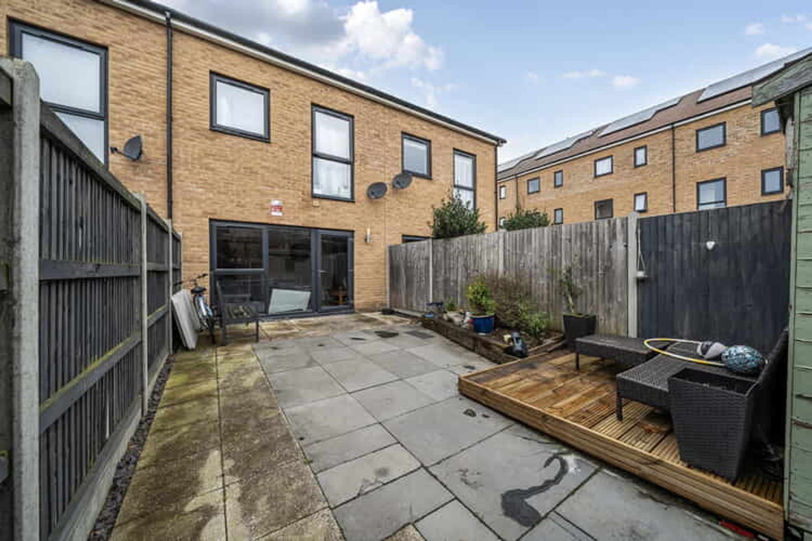 Property photo 18 of 21 for Calvert Mews, Dagenham