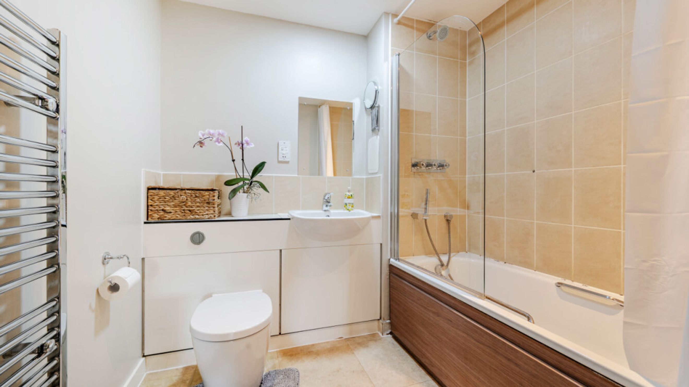 Property photo 30 of 36 for Serpentine Close, Chadwell Heath,  