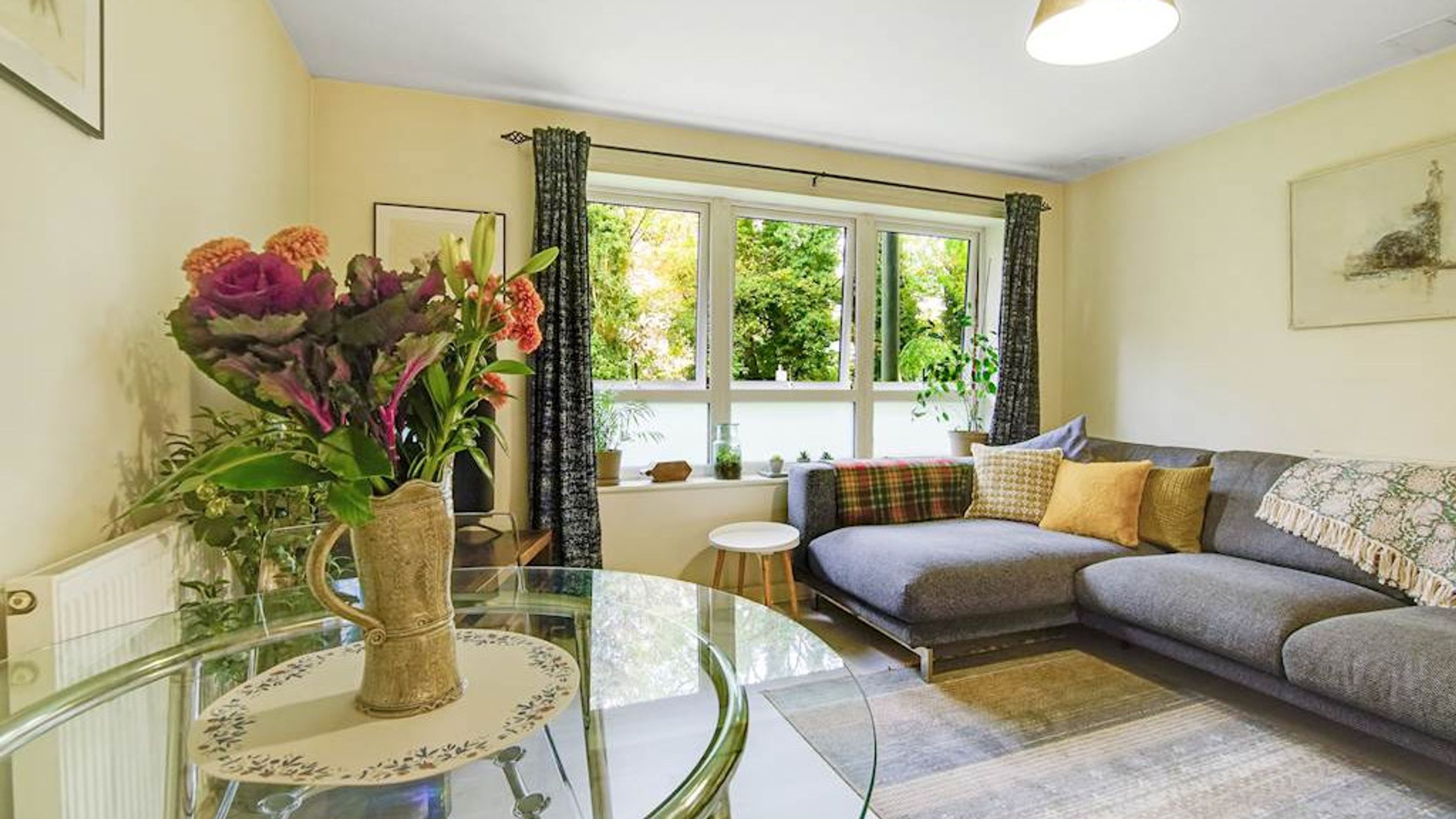 Property photo 9 of 25 for 21 Orchard Grove, Orpington,  