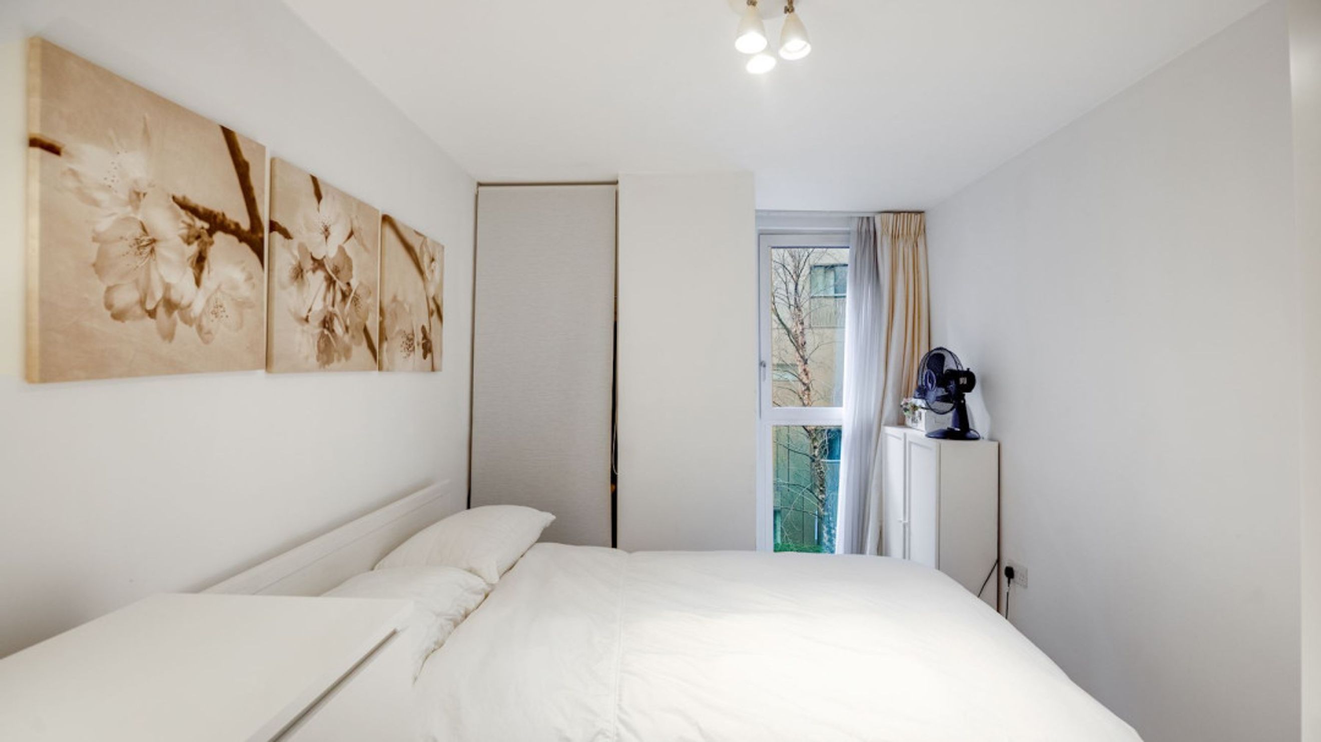 Property photo 18 of 26 for 7 Gatliff Road, London,  