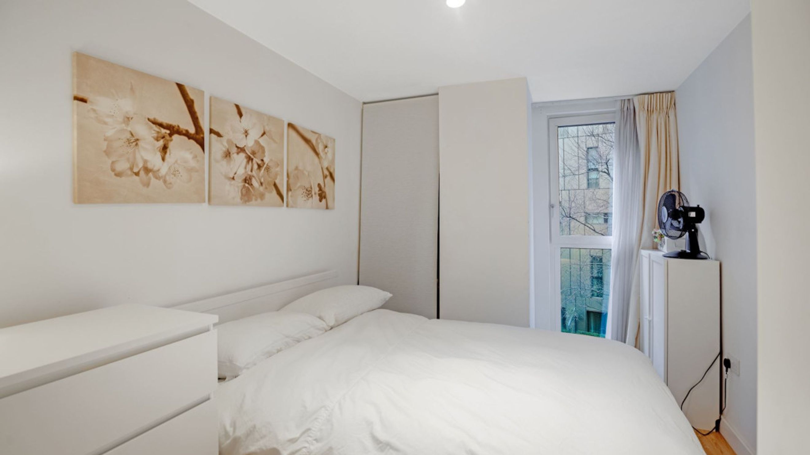 Property photo 19 of 26 for 7 Gatliff Road, London,  