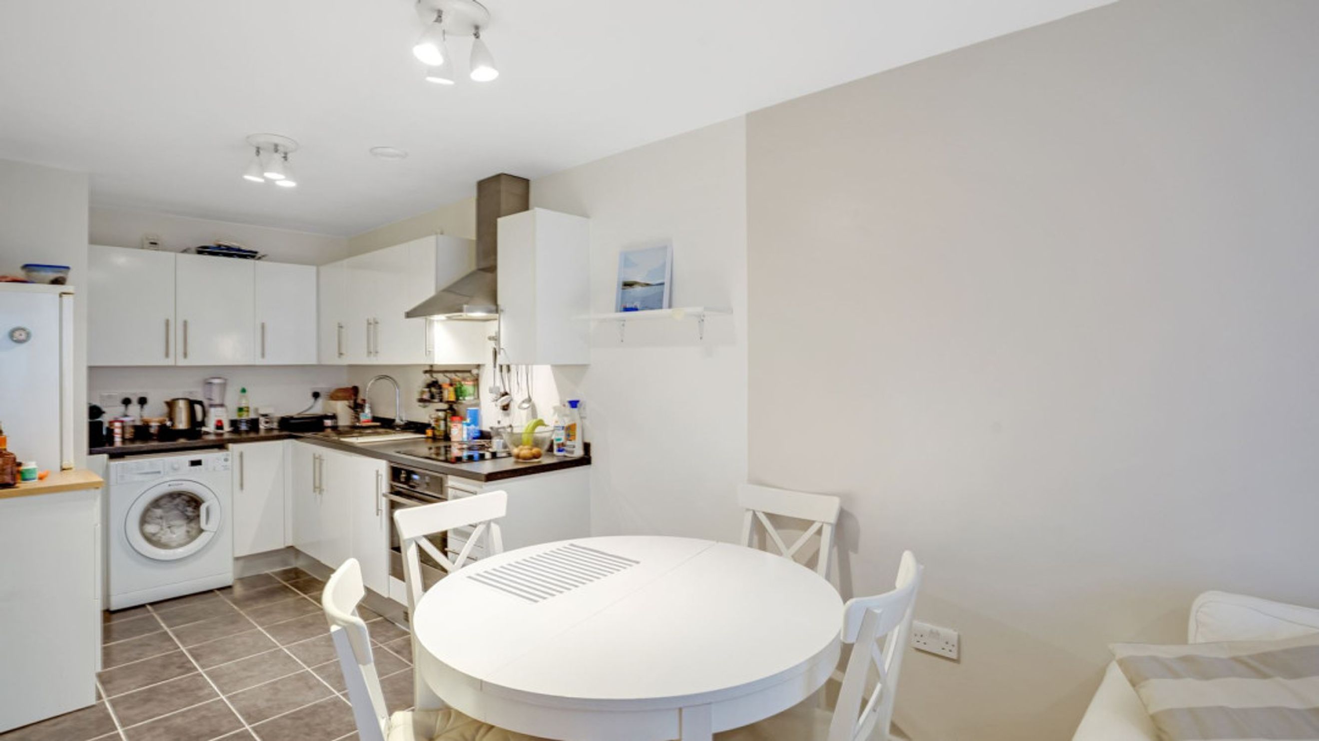 Property photo 4 of 26 for 7 Gatliff Road, London,  