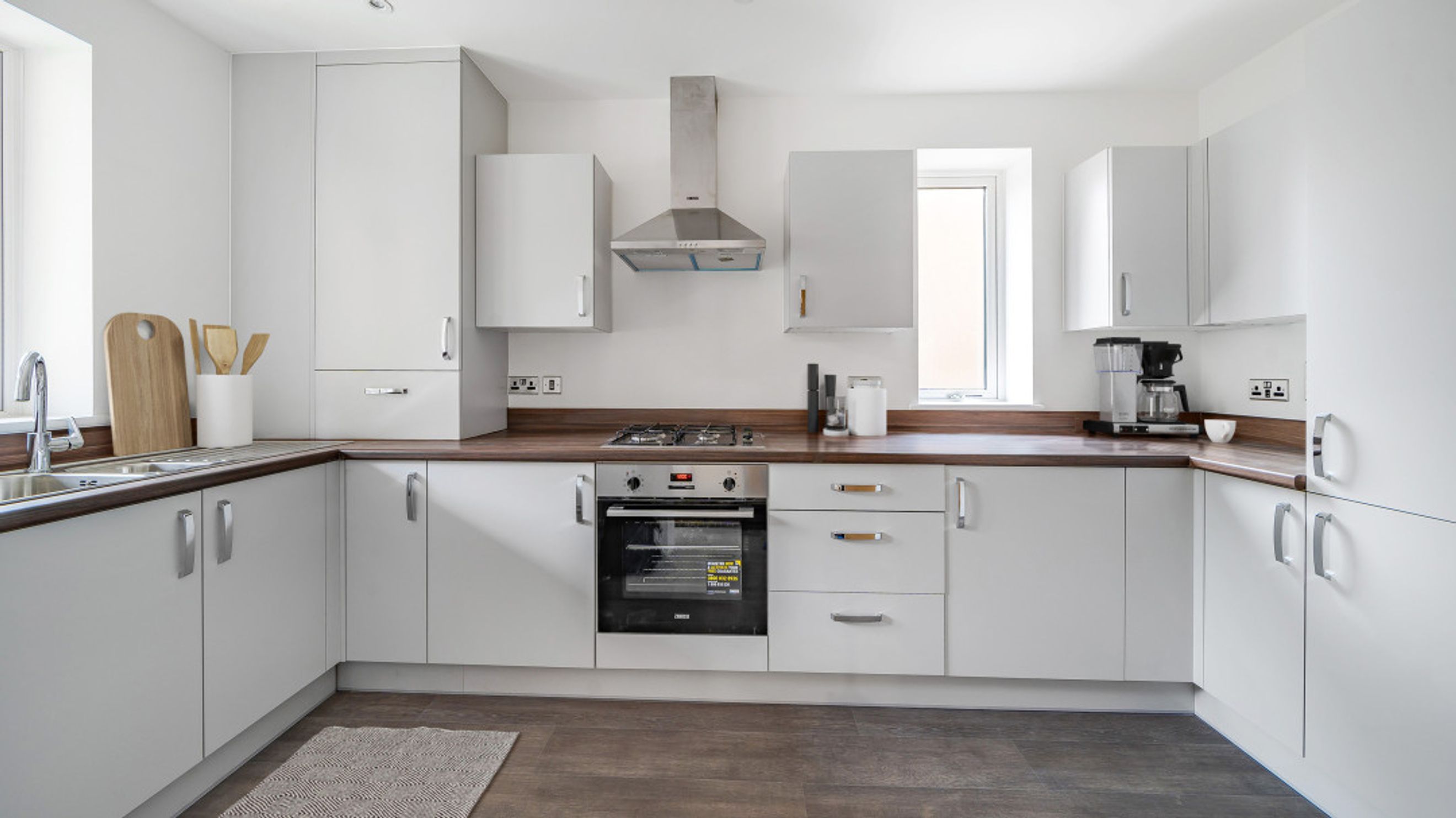 Property photo 1 of 4 for Buckingham Avenue