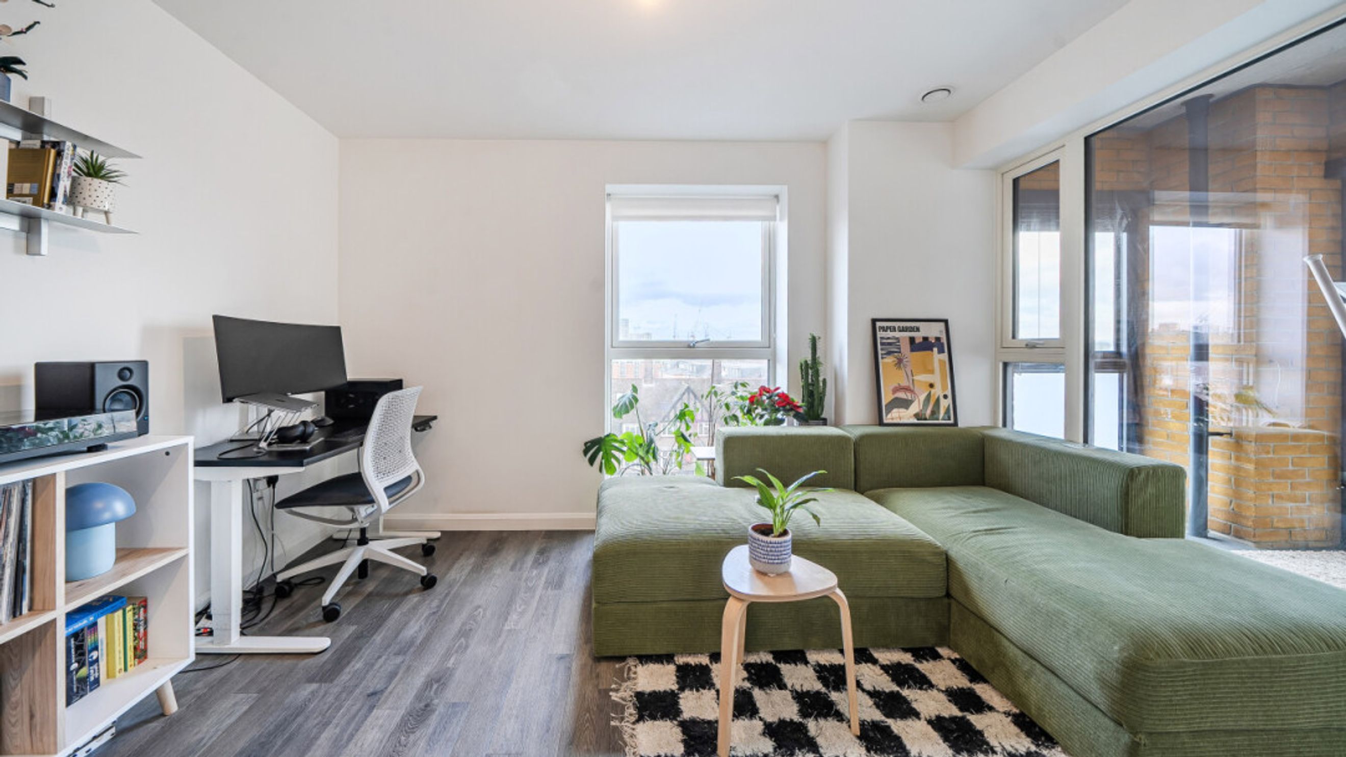 Property photo 5 of 34 for Tidey Apartments, East Acton Lane,  