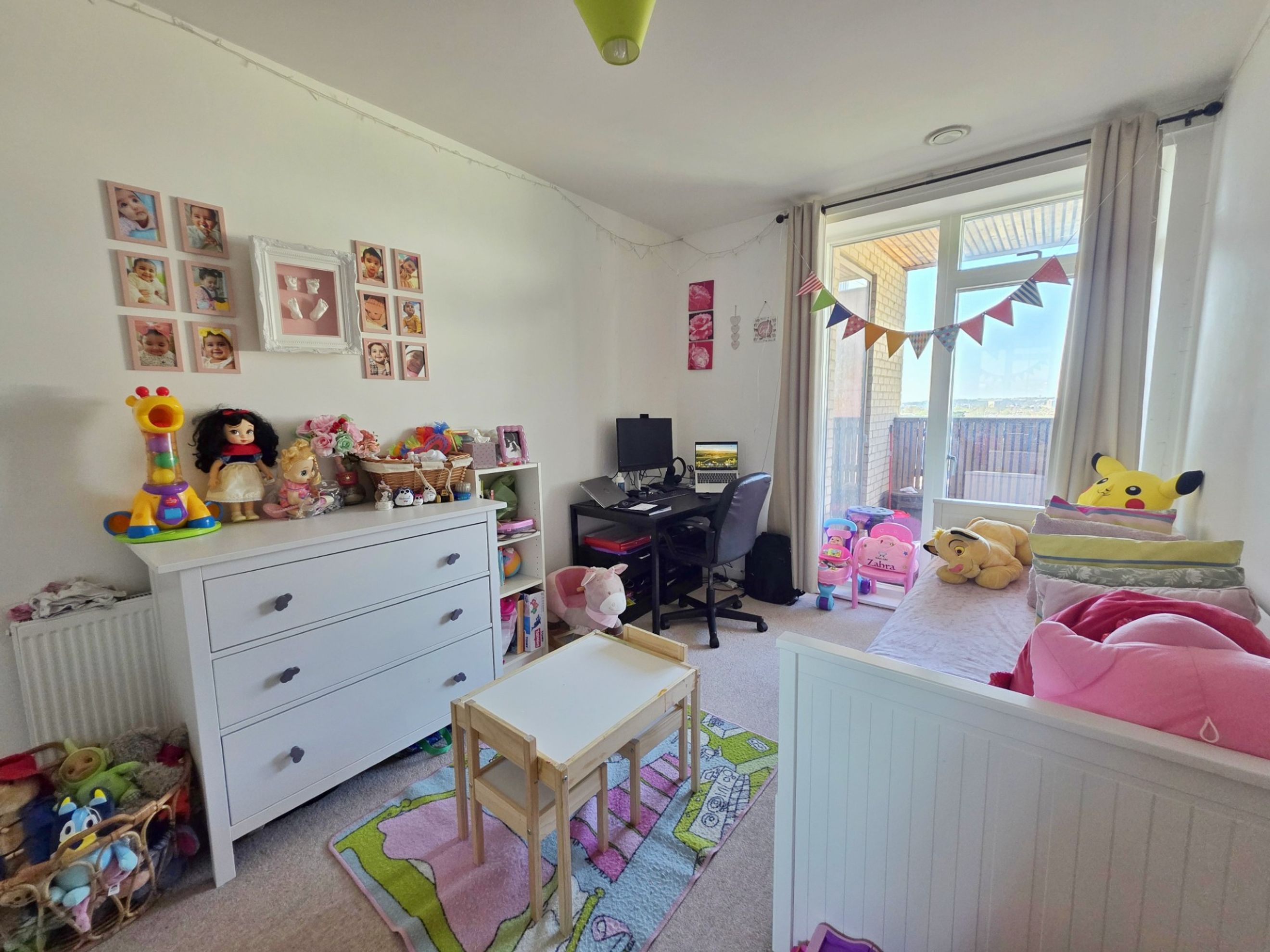 Property photo 4 of 8 for Yardmaster House, 11 Cross Road