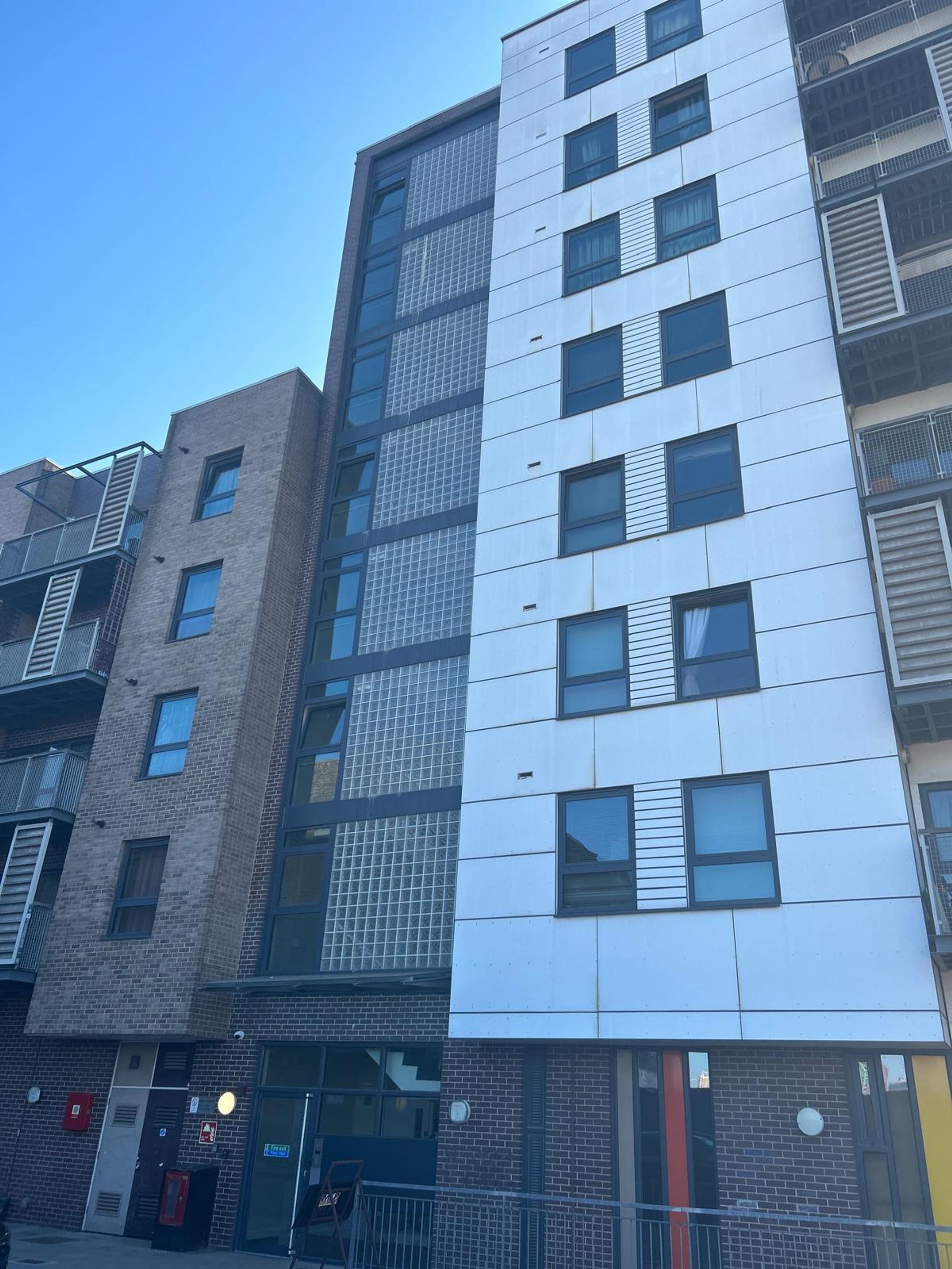 Property photo 1 of 9 for Atelier Court North, Leven Road