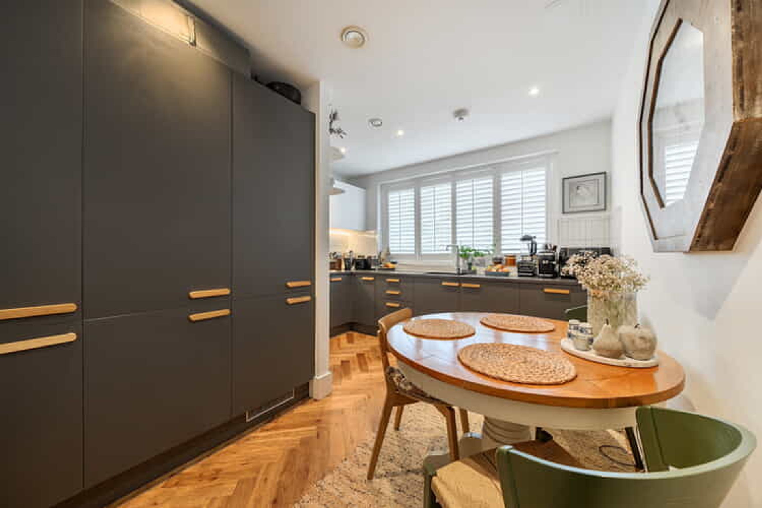 Property photo 5 of 19 for Ellis Road, Coulsdon